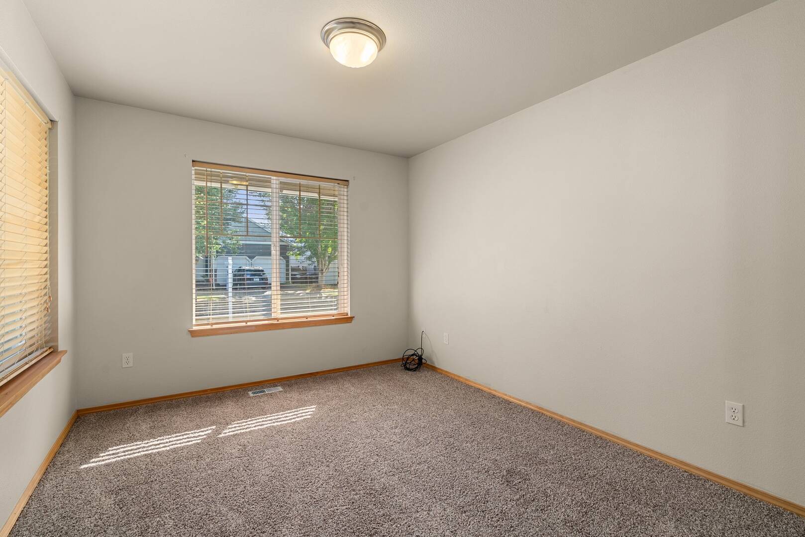 6941 Stone St SE Lacey, WA 98513