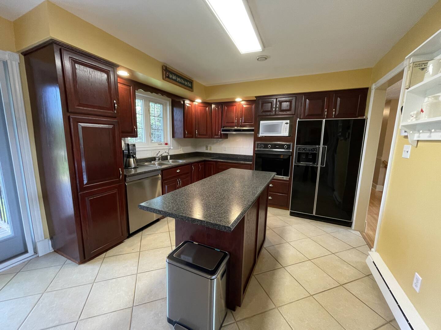 27 Michelle Dr Lawrencetown, NS B2Z1E5