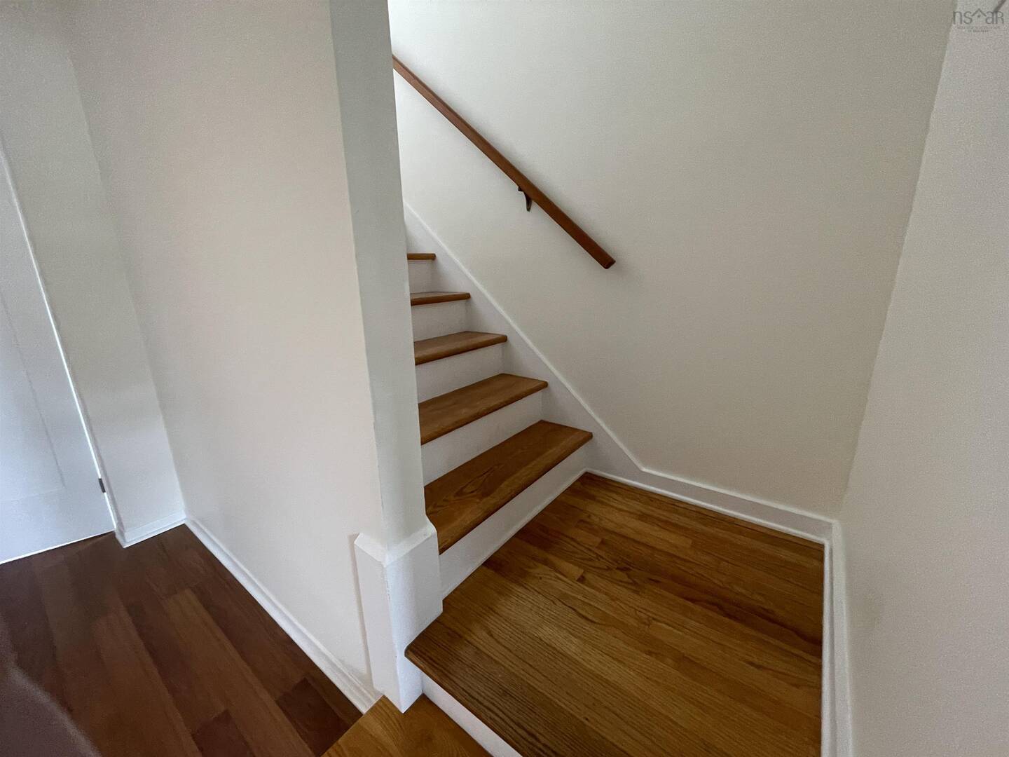 24 Crimp Ct Dartmouth, NS B2W2B2