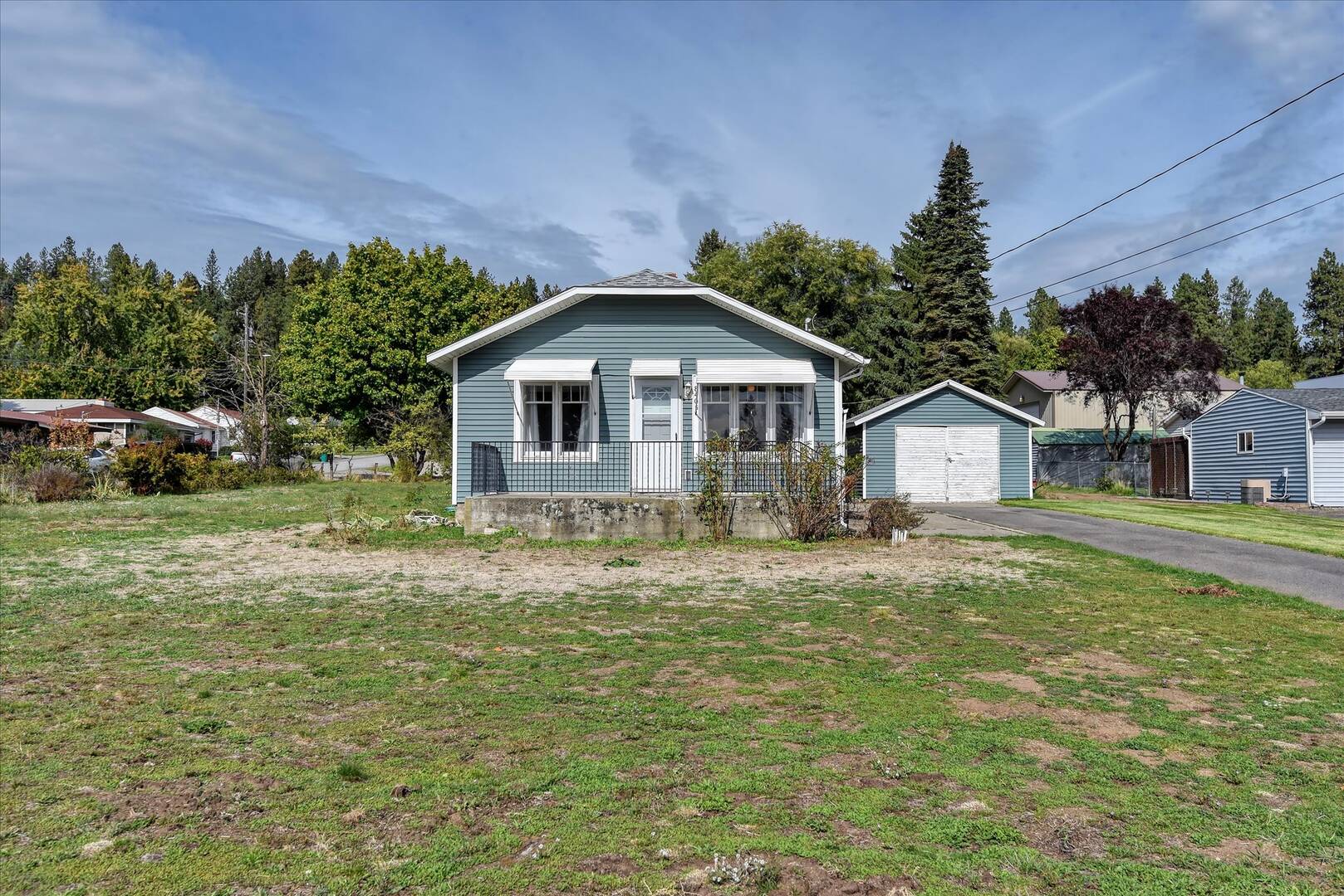 8405 E Upriver Dr Spokane, WA 99212