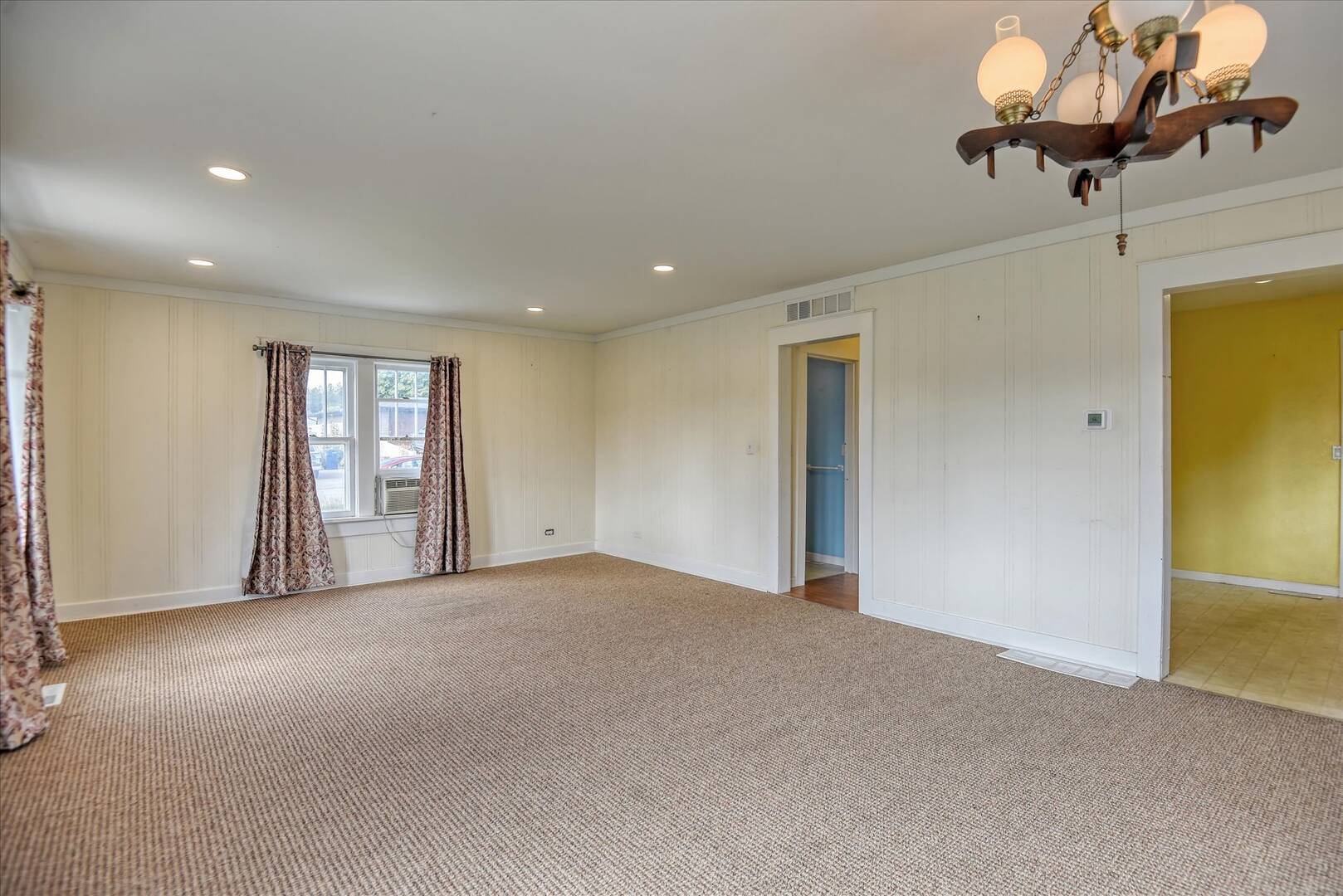 8405 E Upriver Dr Spokane, WA 99212