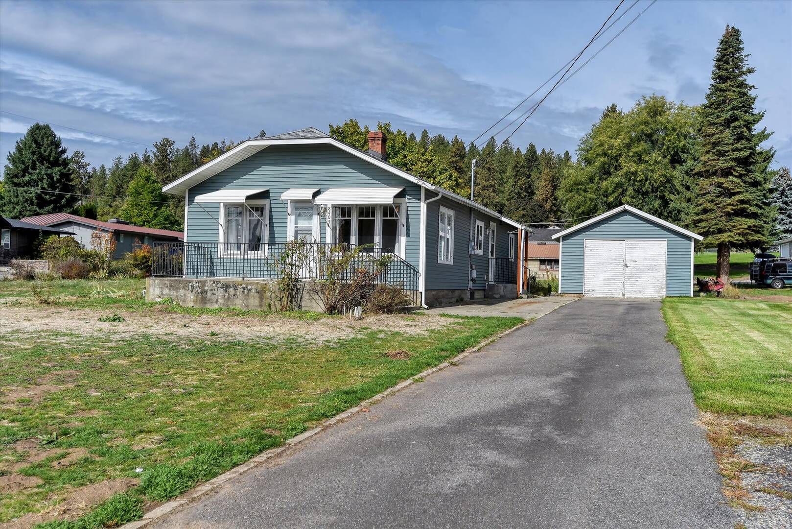 8405 E Upriver Dr Spokane, WA 99212