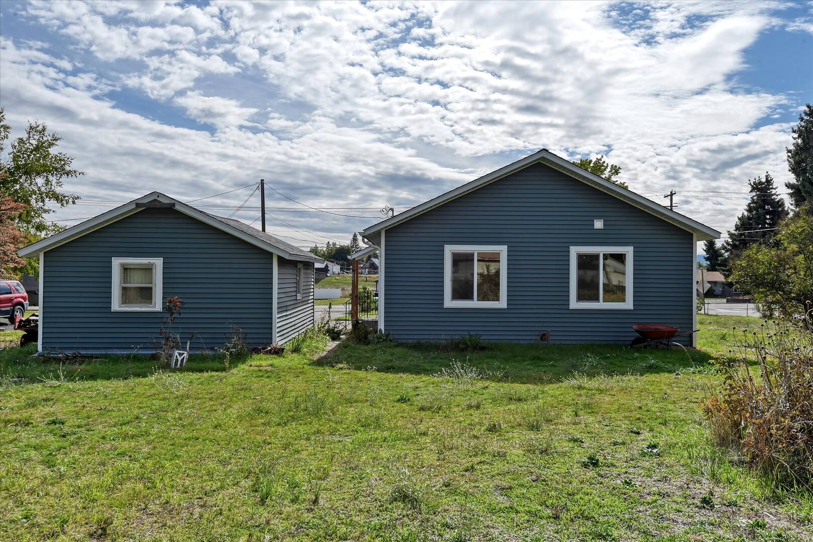 8405 E Upriver Dr Spokane, WA 99212