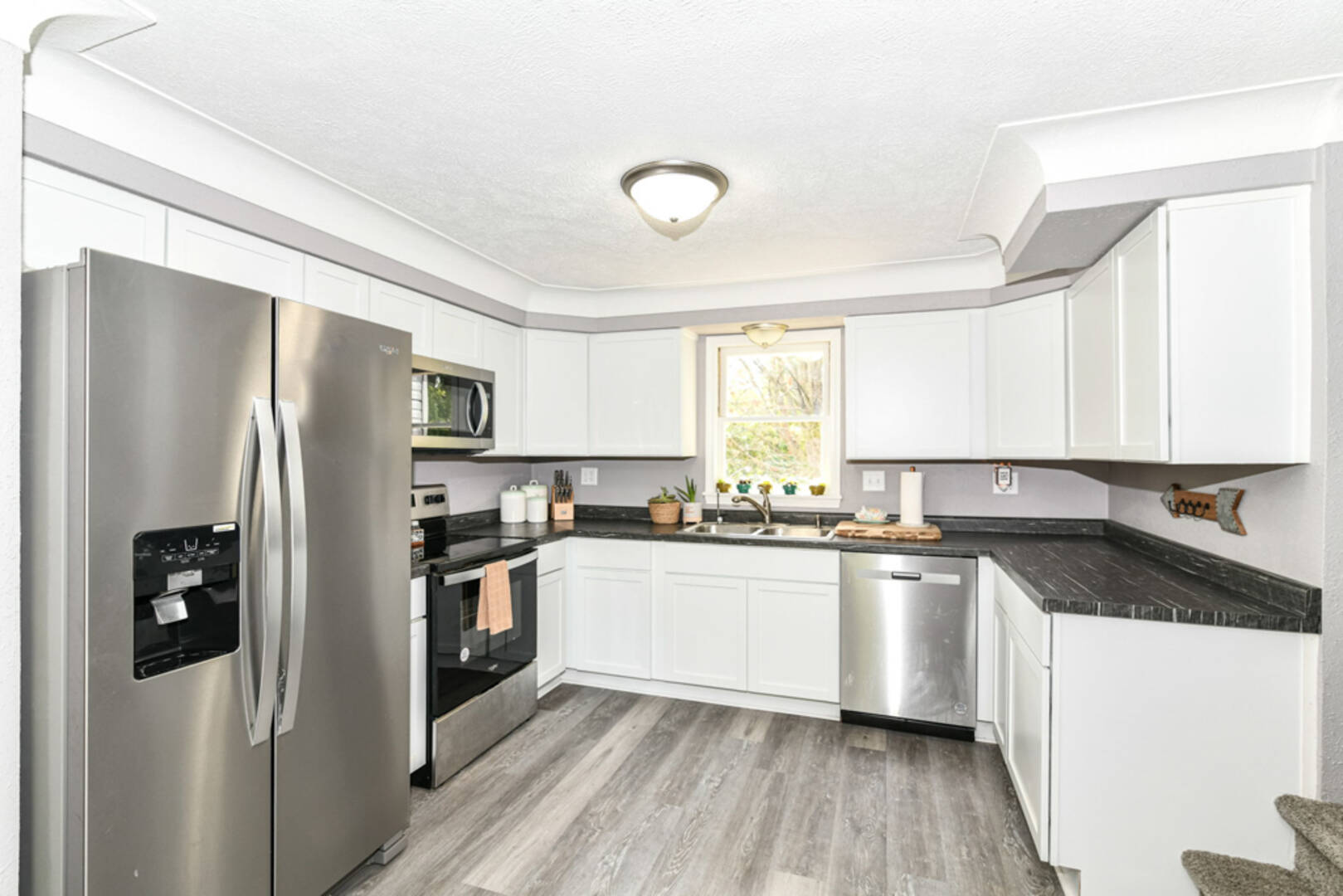 1204 W State Road 28 Alexandria, IN 46001