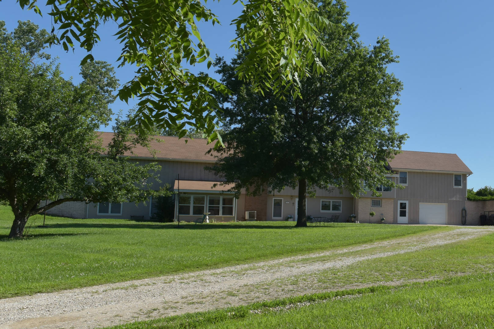 Brivity 34035 Lookout Rd Osawatomie, KS 66064 Virtual Tour