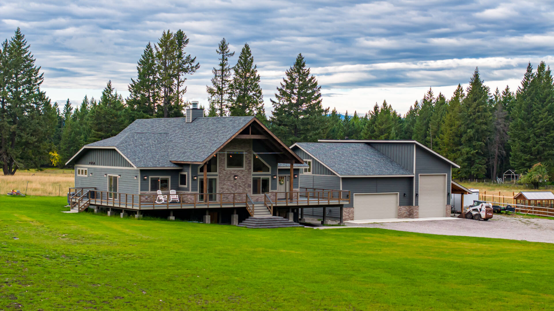 216 Jade Ln Kalispell, MT 59901