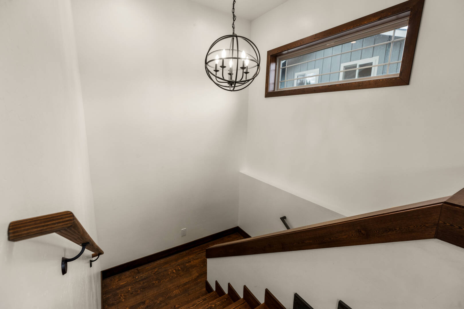 216 Jade Ln Kalispell, MT 59901