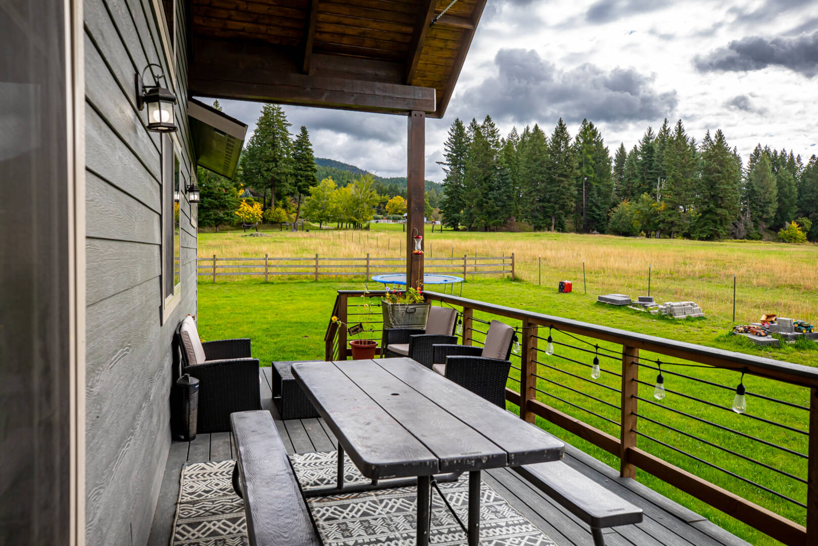 216 Jade Ln Kalispell, MT 59901