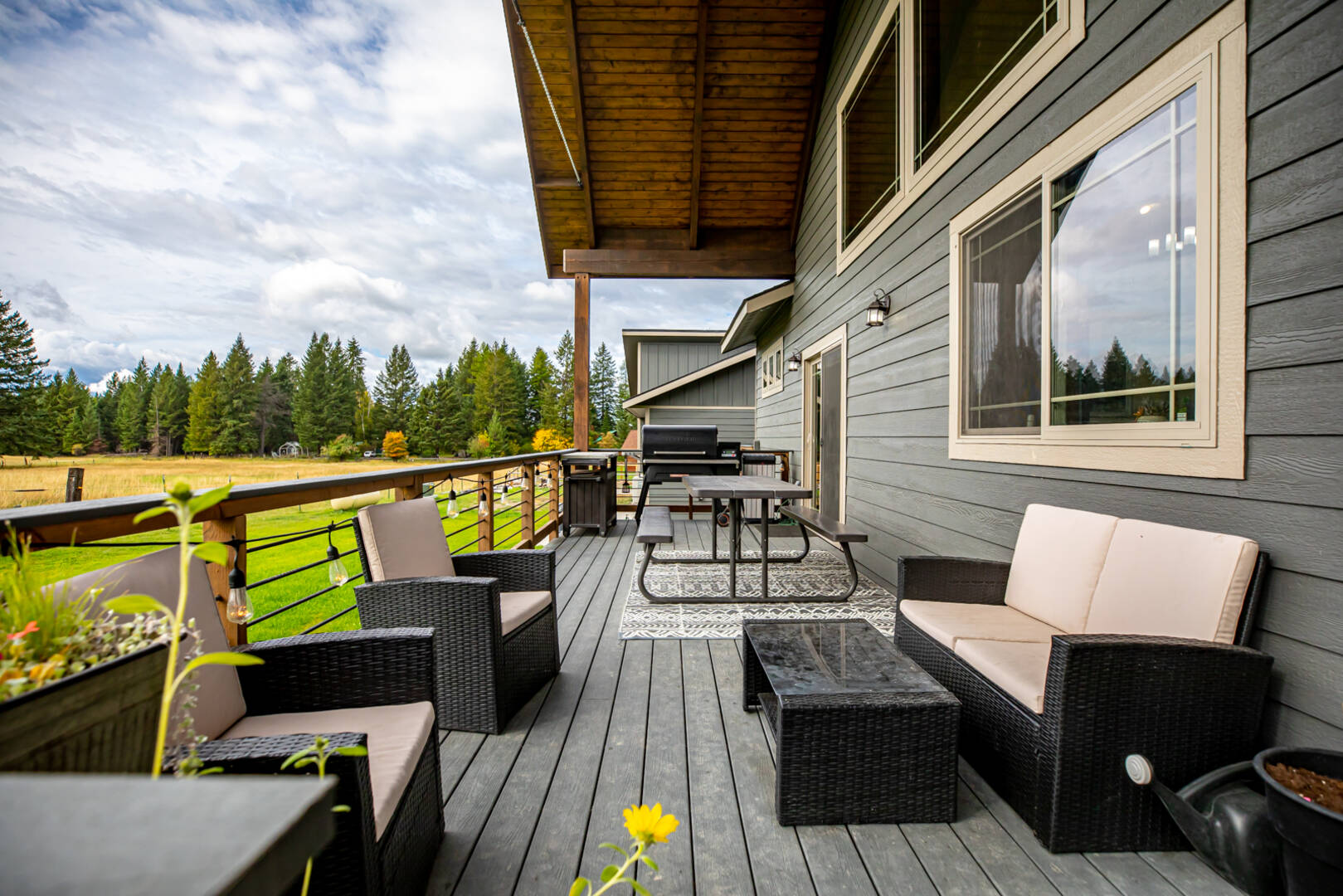 216 Jade Ln Kalispell, MT 59901