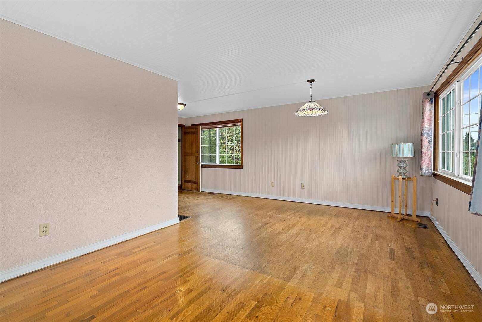 6713 S C St Tacoma, WA 98408