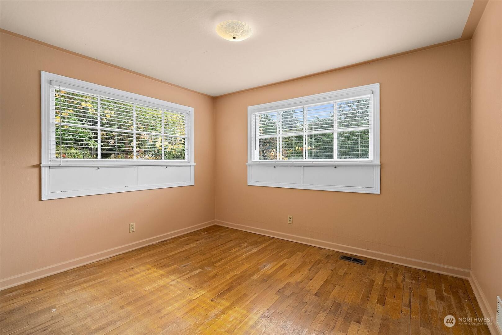 6713 S C St Tacoma, WA 98408