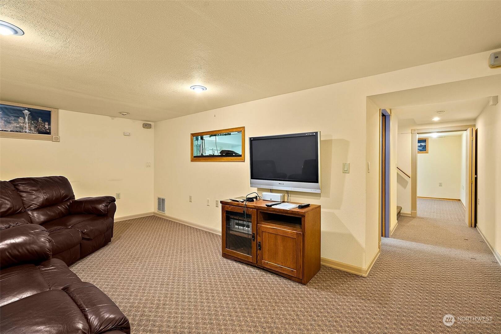 6713 S C St Tacoma, WA 98408