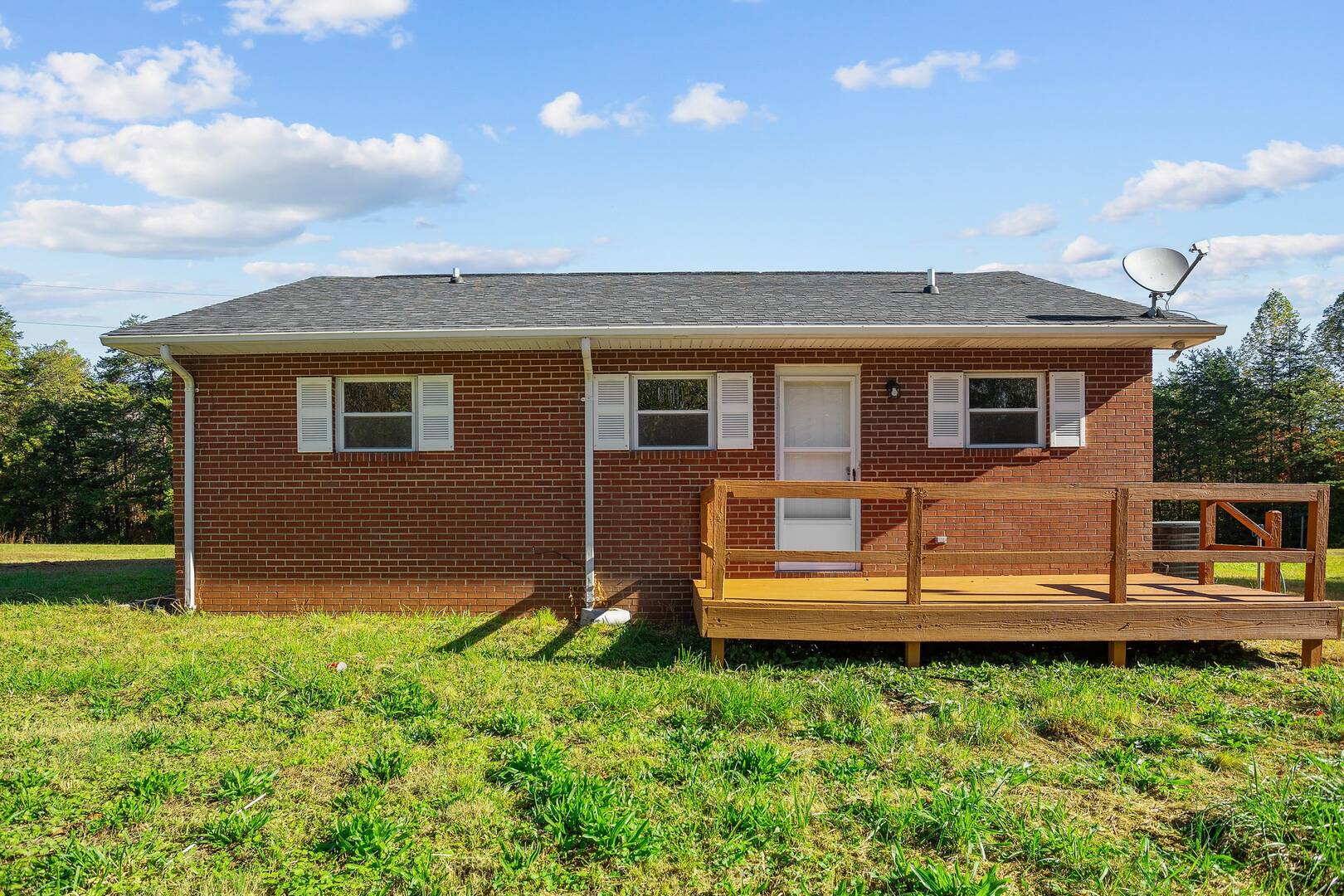 260 Chaney Loop Stoneville, NC 27048