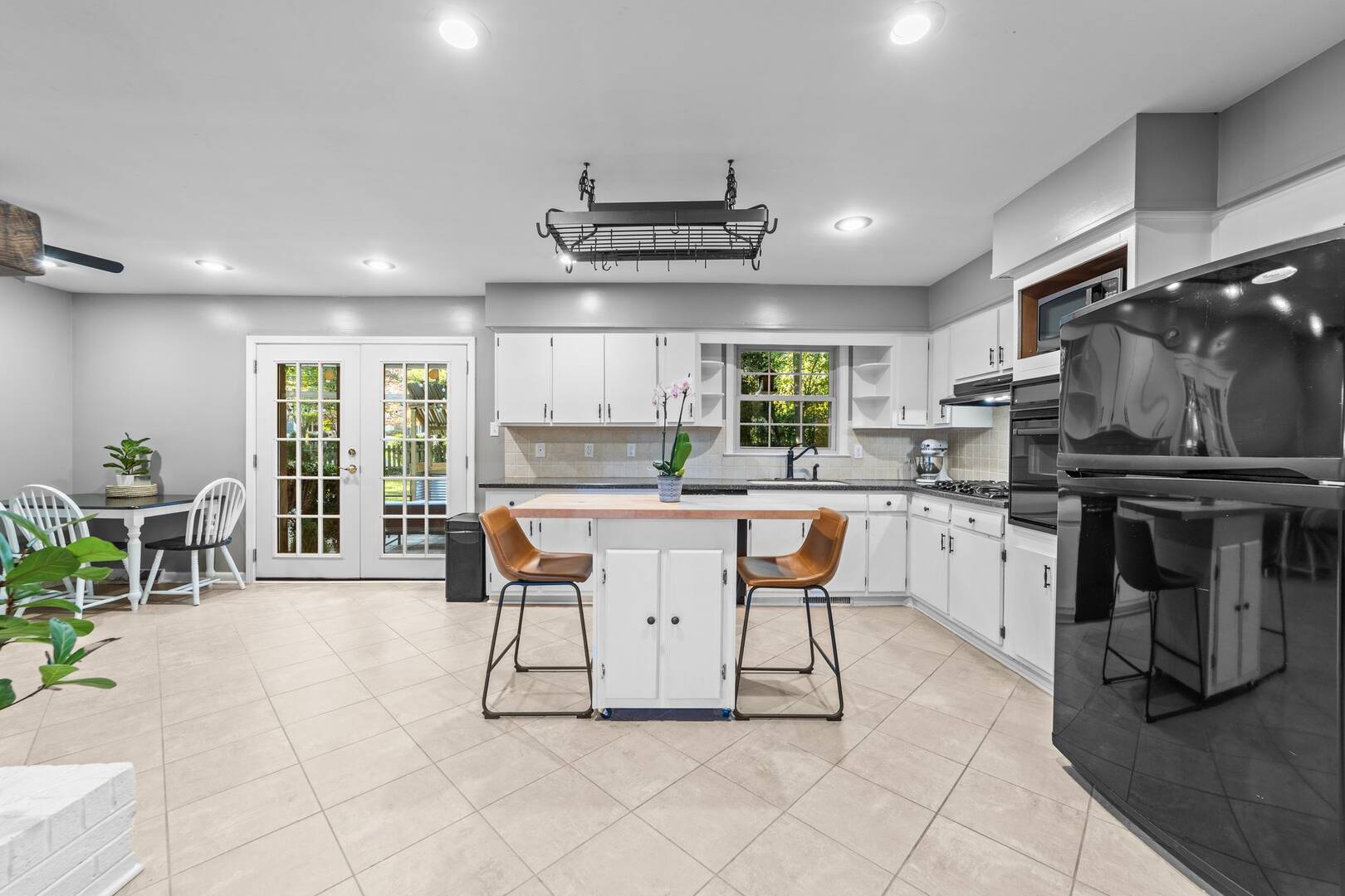 1503 Lafayette Court Greensboro, NC 27408