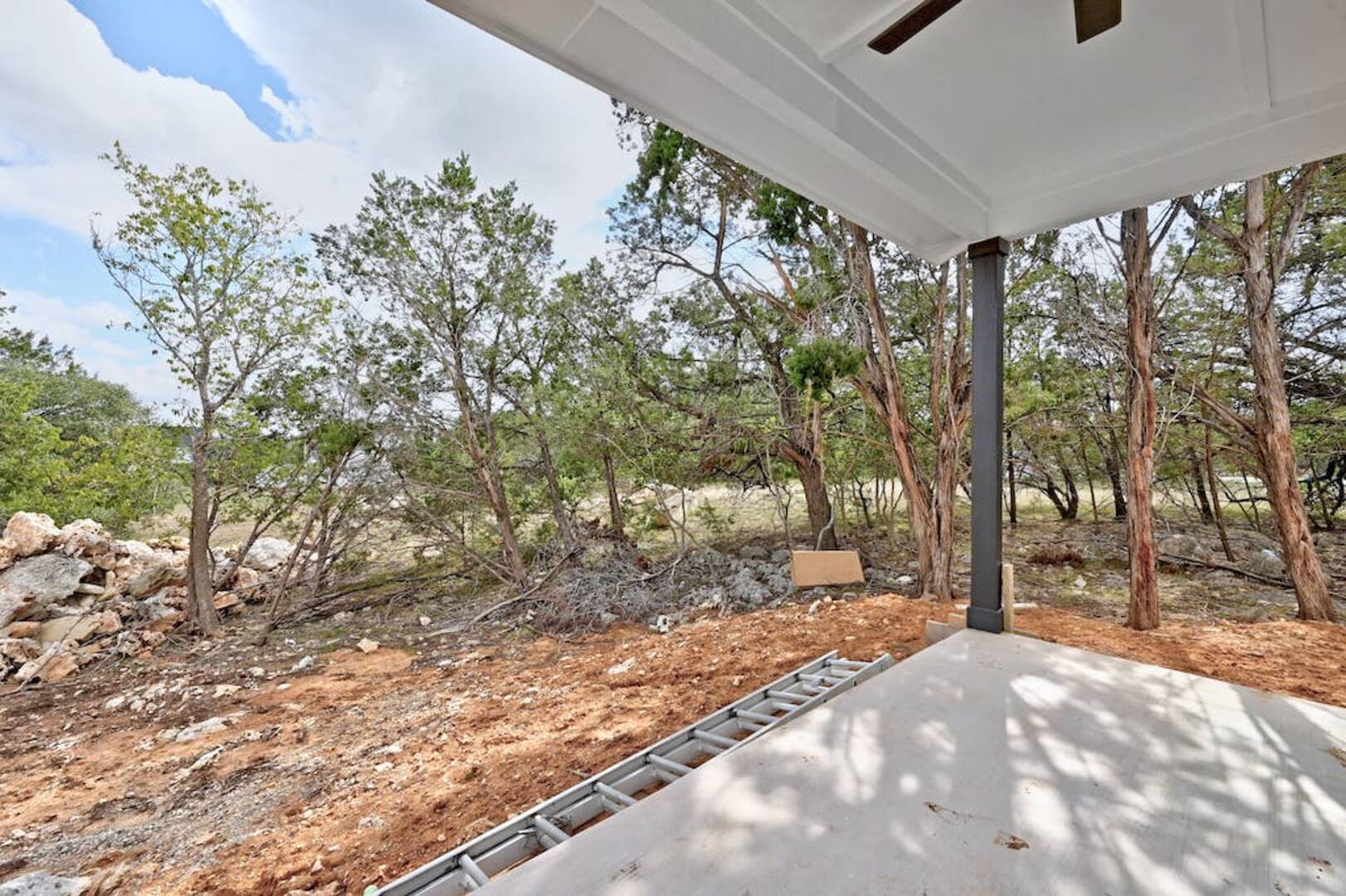 25 Woodacre Dr  Wimberley, TX 78676