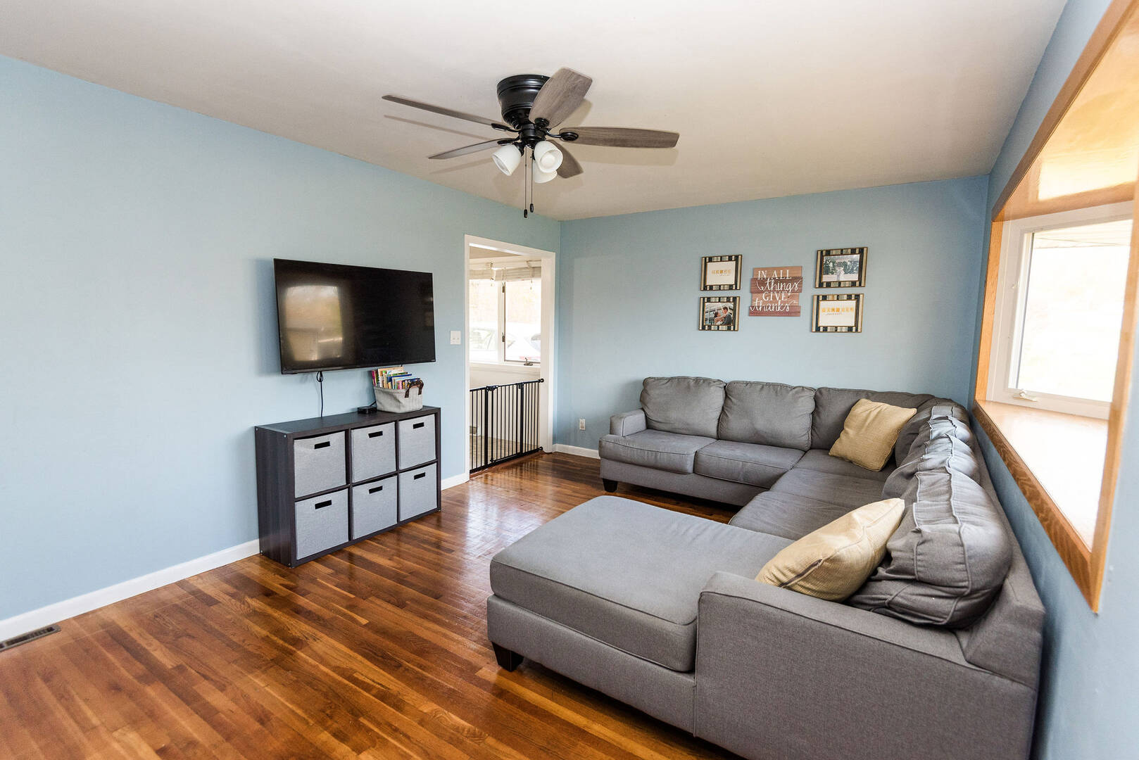 5631 N Hamilton Peoria, IL 61614