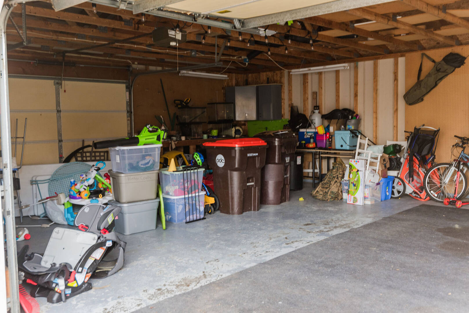 5631 N Hamilton Peoria, IL 61614