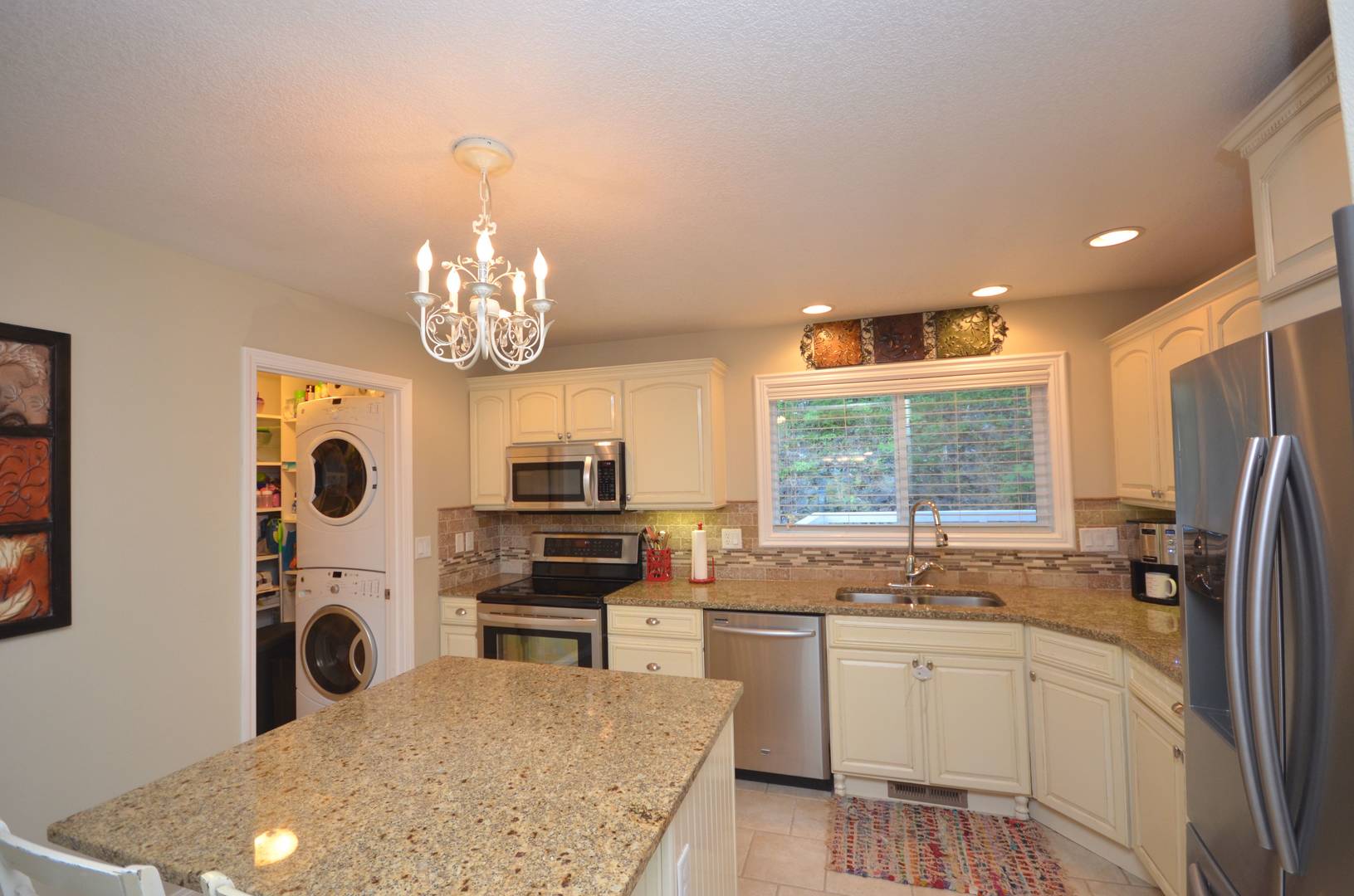 7303 Forsythia Street Springfield, OR 97478