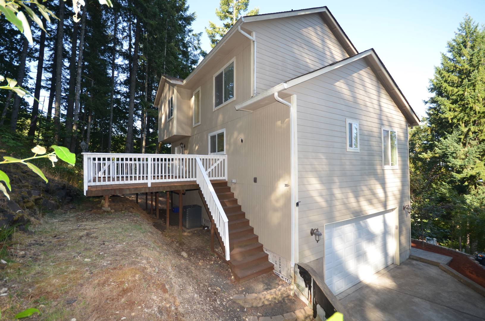 7303 Forsythia Street Springfield, OR 97478