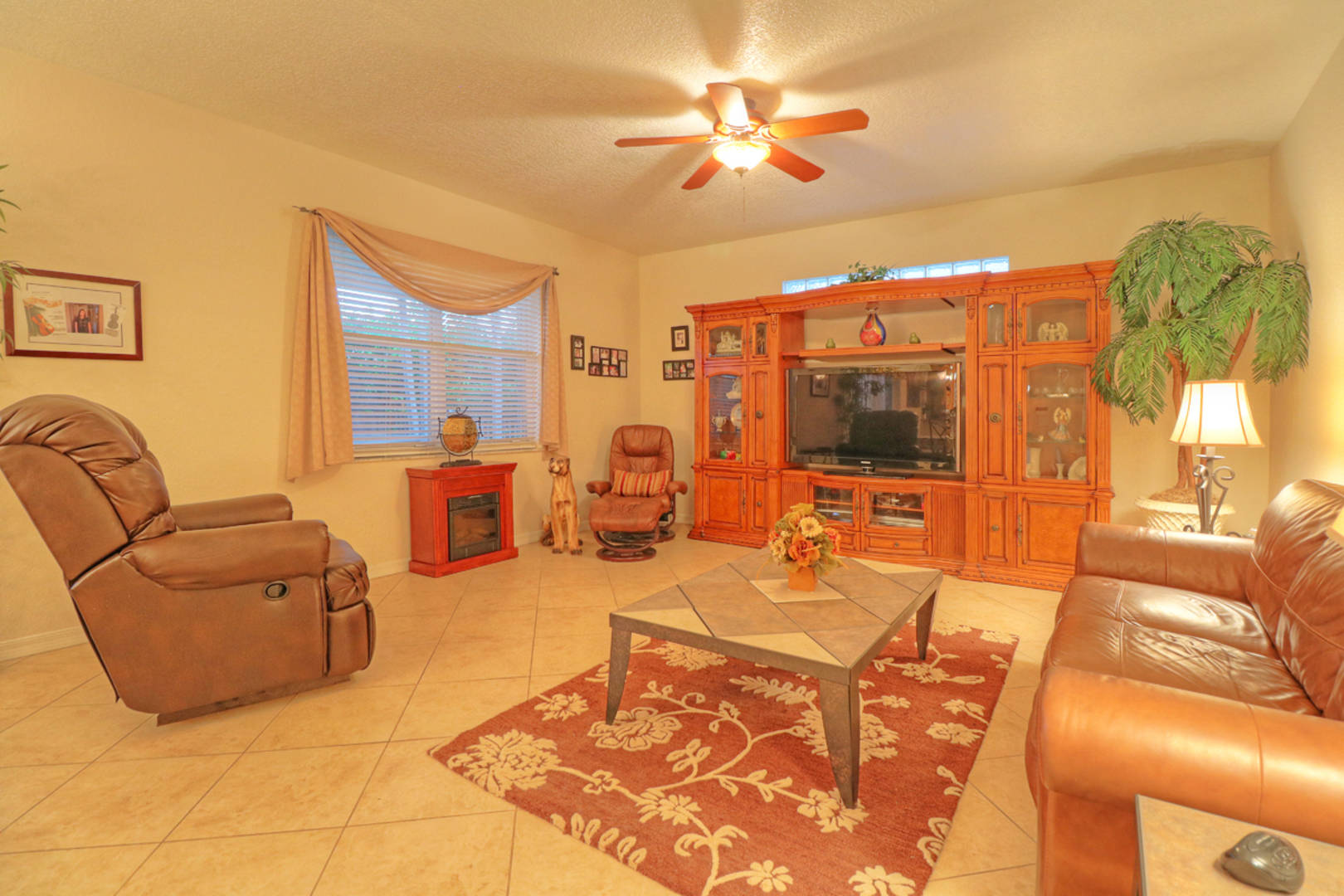 844 NW 127th Ave Coral Springs, FL 33071