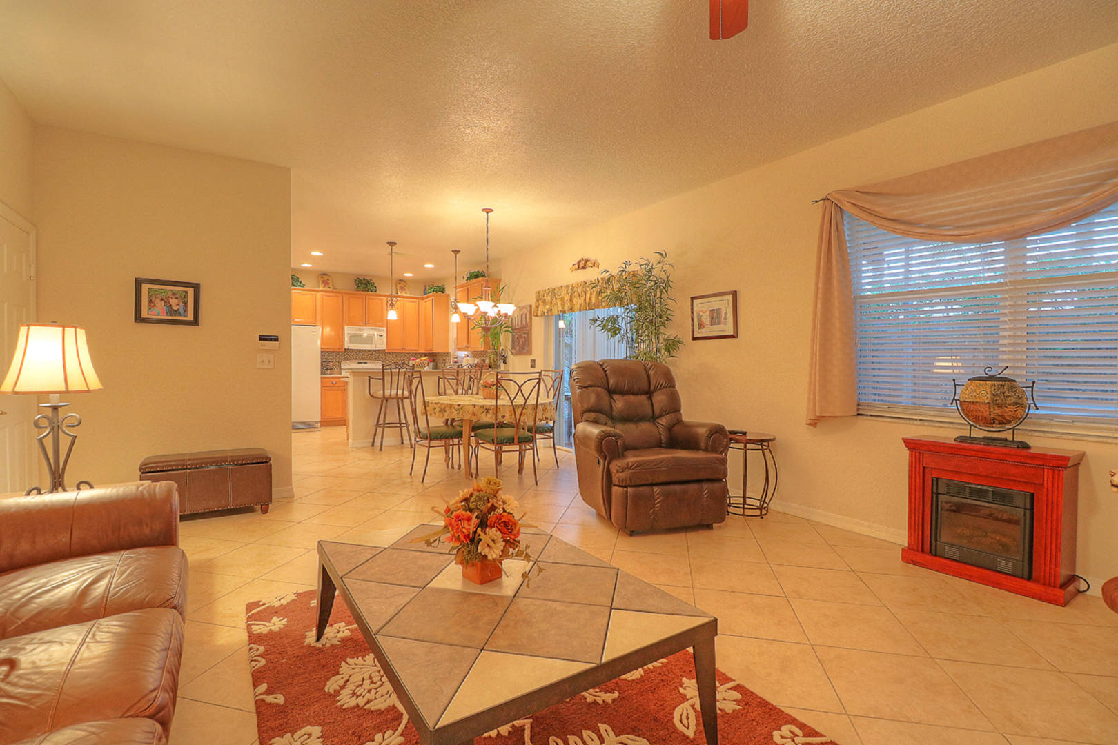 844 NW 127th Ave Coral Springs, FL 33071
