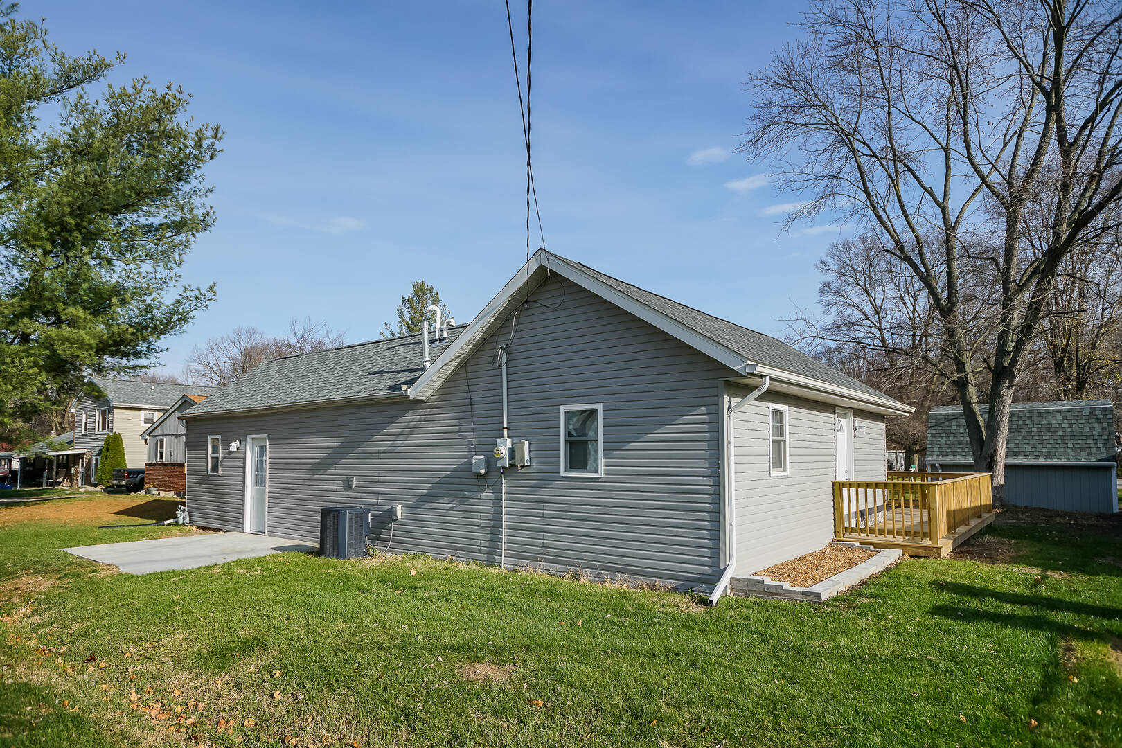 217 Belaire Court East Peoria, Illinois 61611