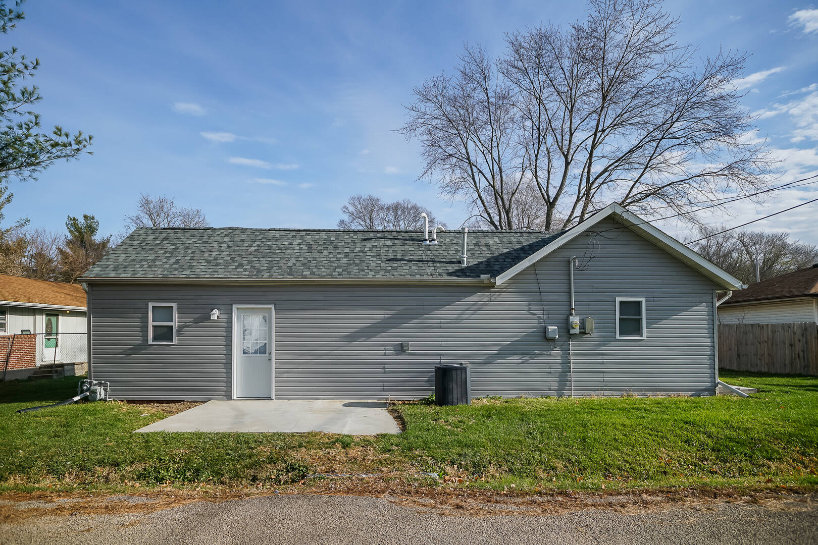 217 Belaire Court East Peoria, Illinois 61611