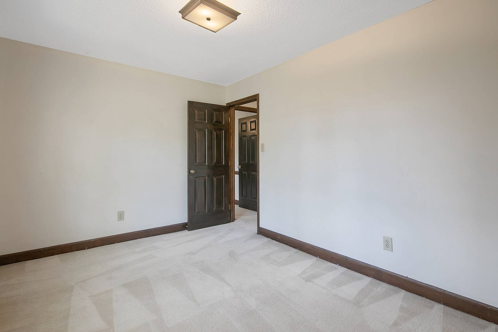 598 Stonington Dr  Fayetteville, NC 28311