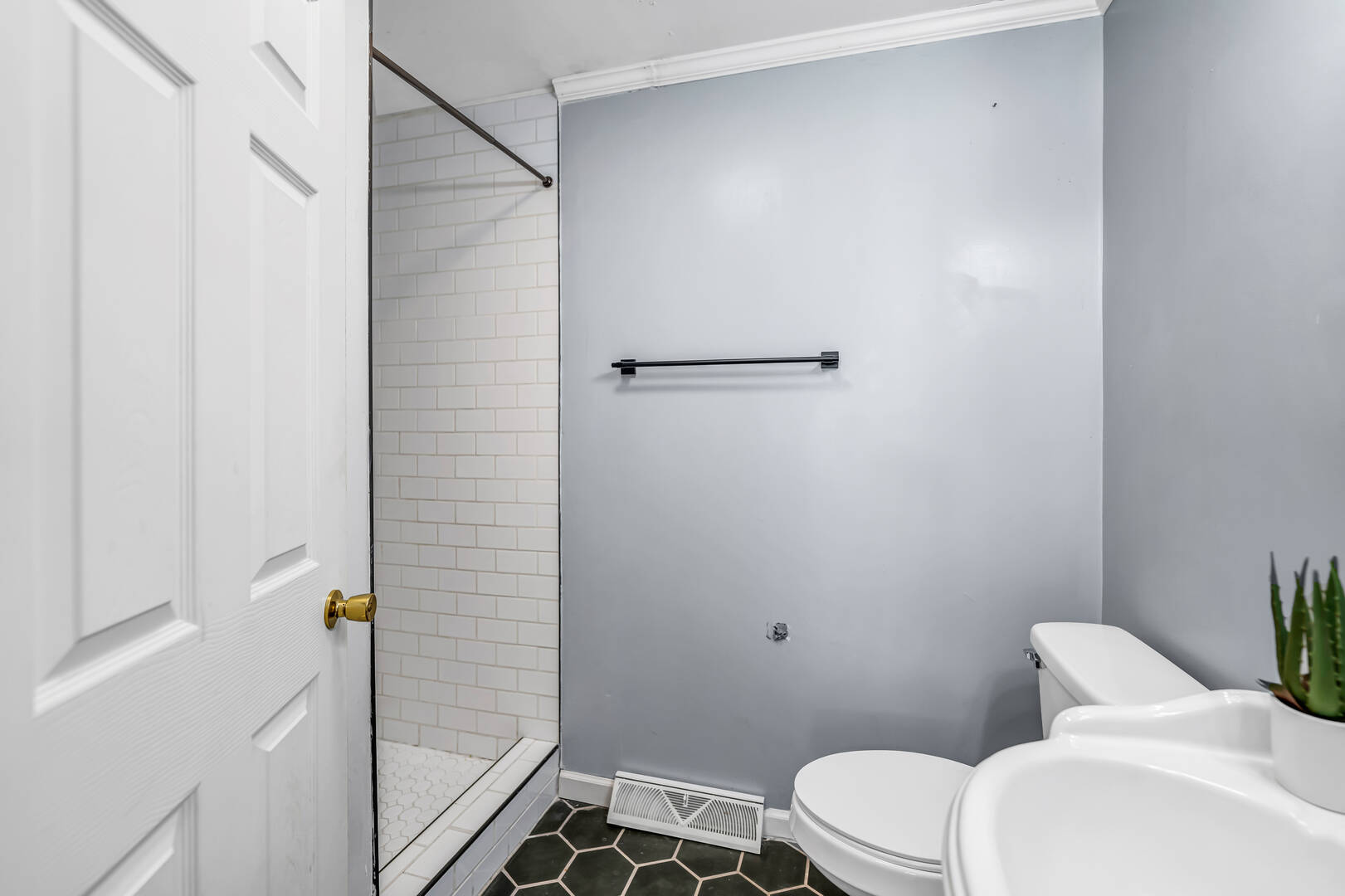 618 Scott Ave Greensboro, NC 27284