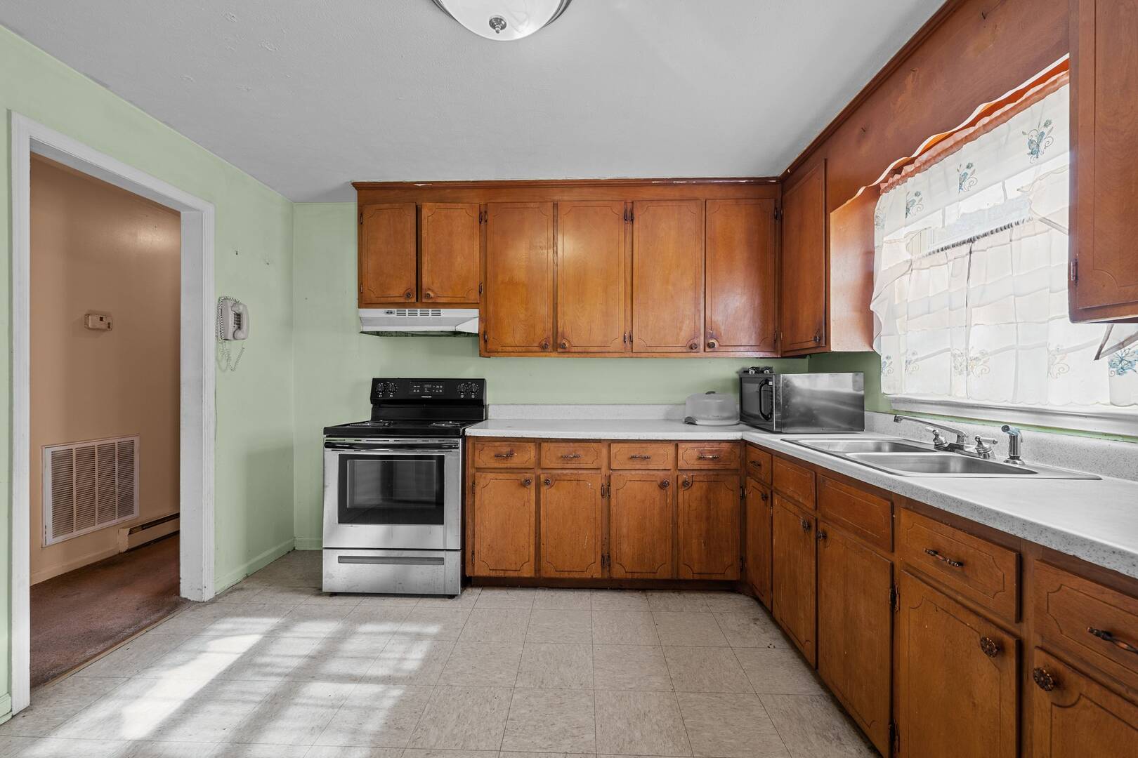 259 Martinwood Road Eden, NC 27288