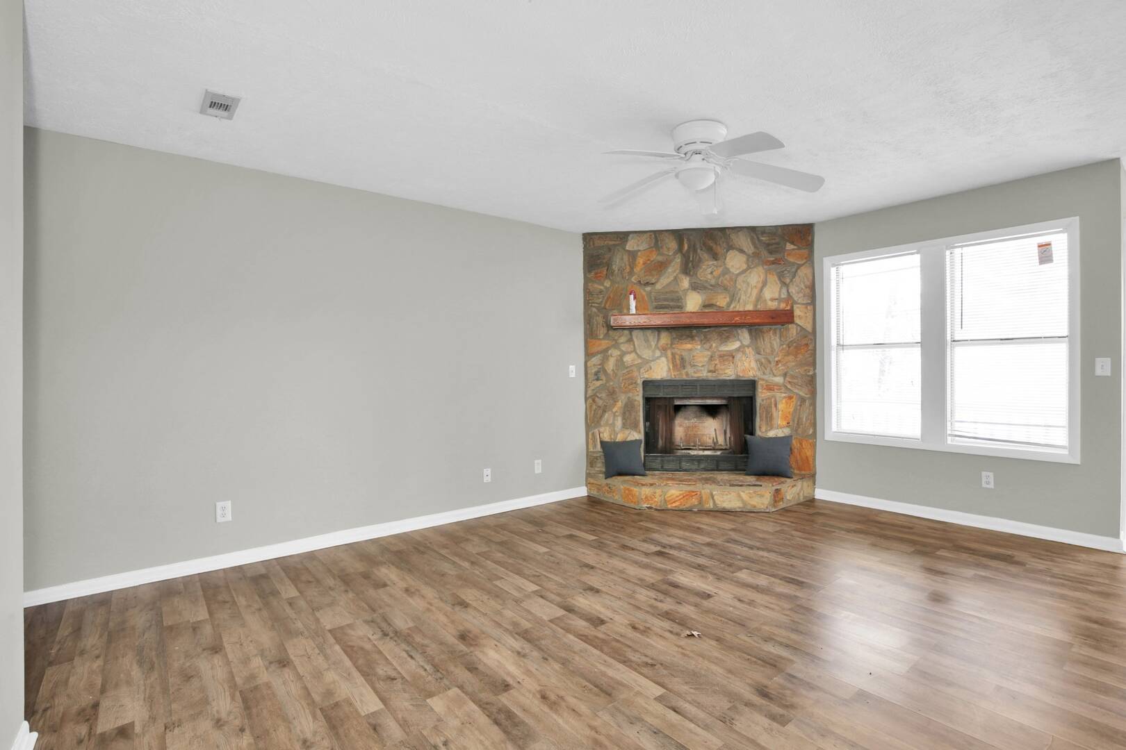 6756 Willowbrook #3  Fayetteville, NC 28314