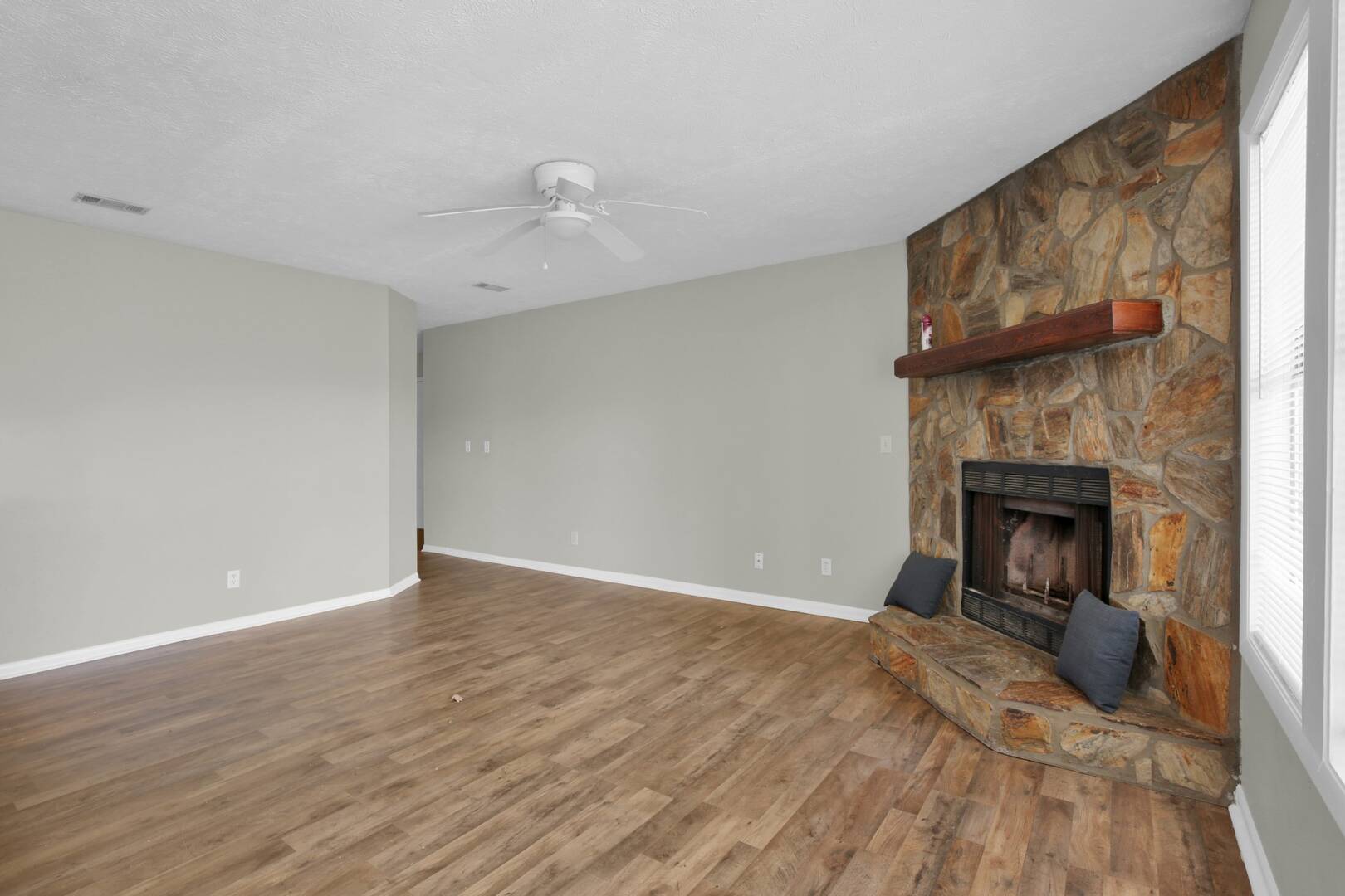 6756 Willowbrook #3  Fayetteville, NC 28314