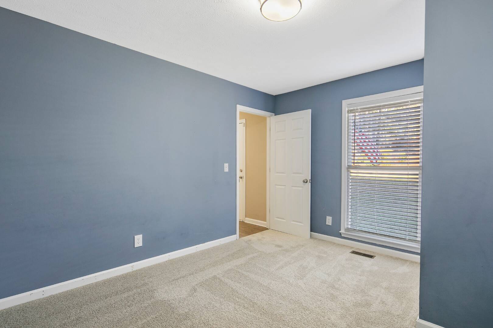 685 Georgetown Circle  Fayetteville, NC 28314