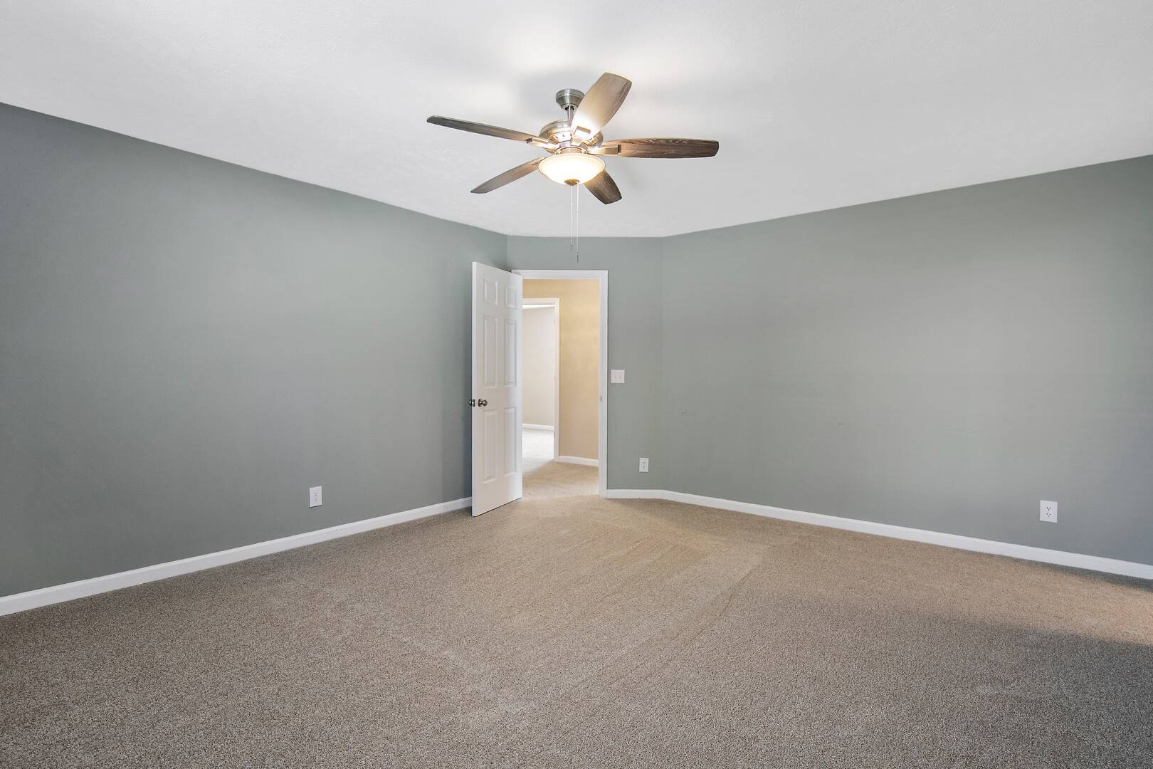685 Georgetown Circle  Fayetteville, NC 28314