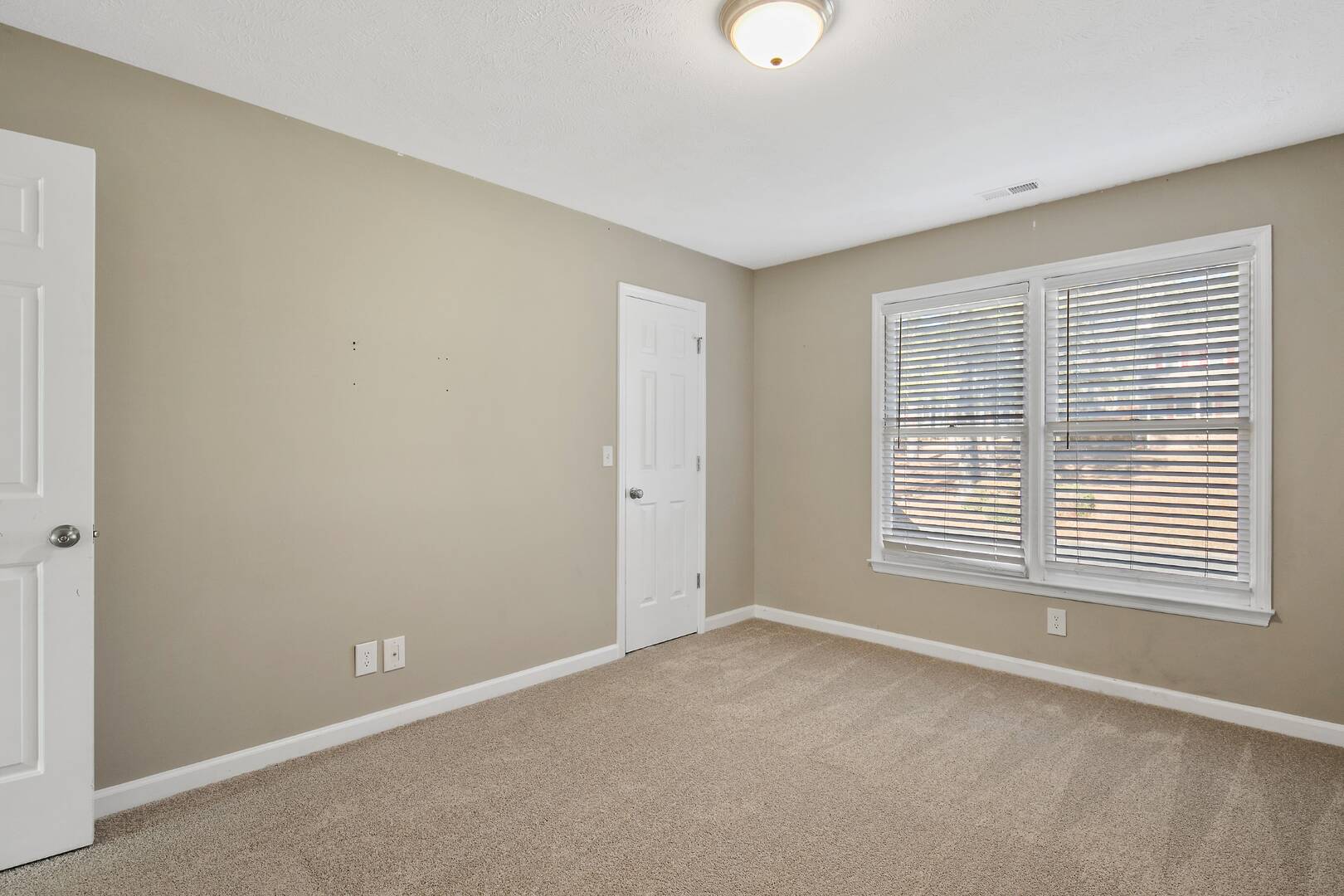 685 Georgetown Circle  Fayetteville, NC 28314