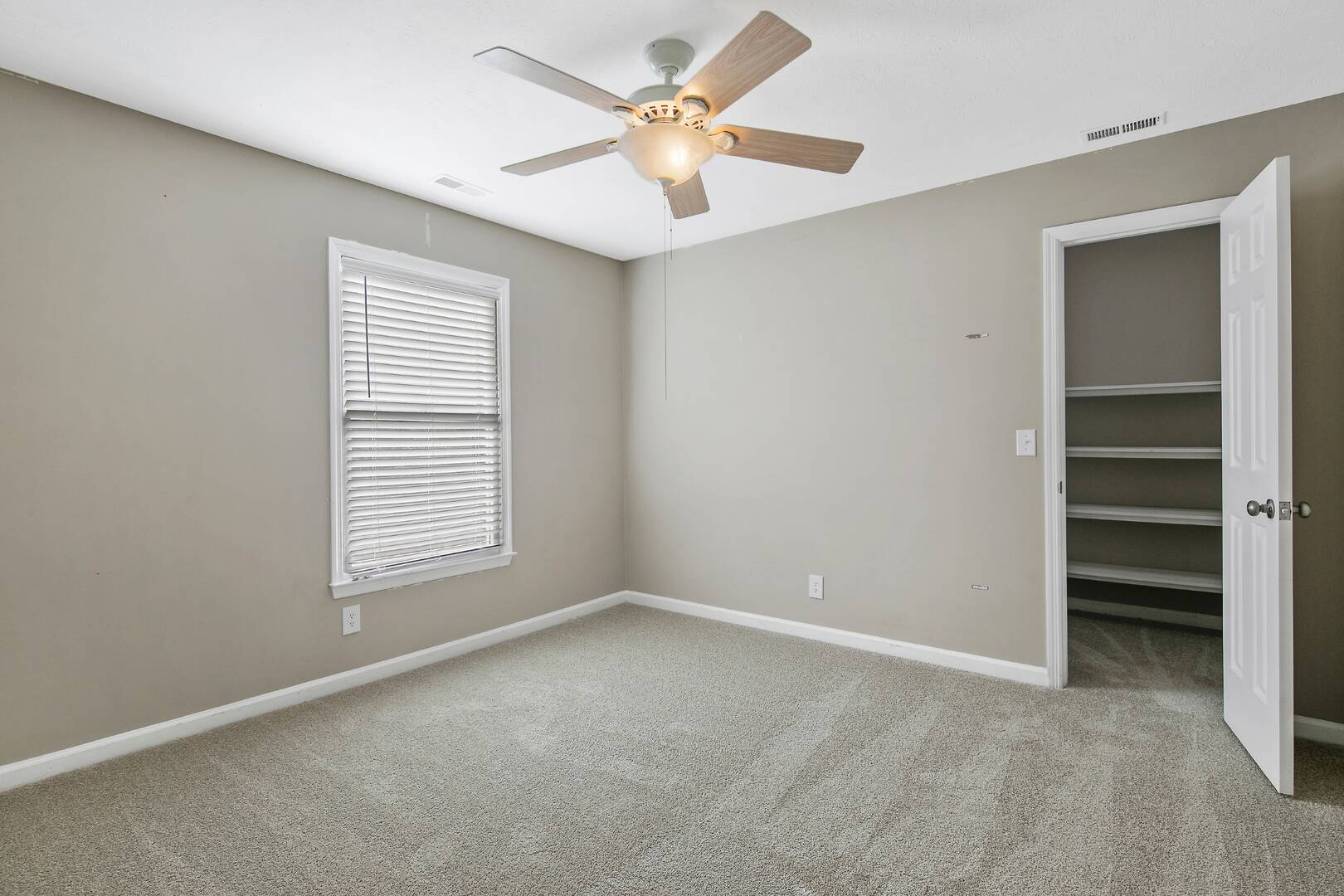 685 Georgetown Circle  Fayetteville, NC 28314