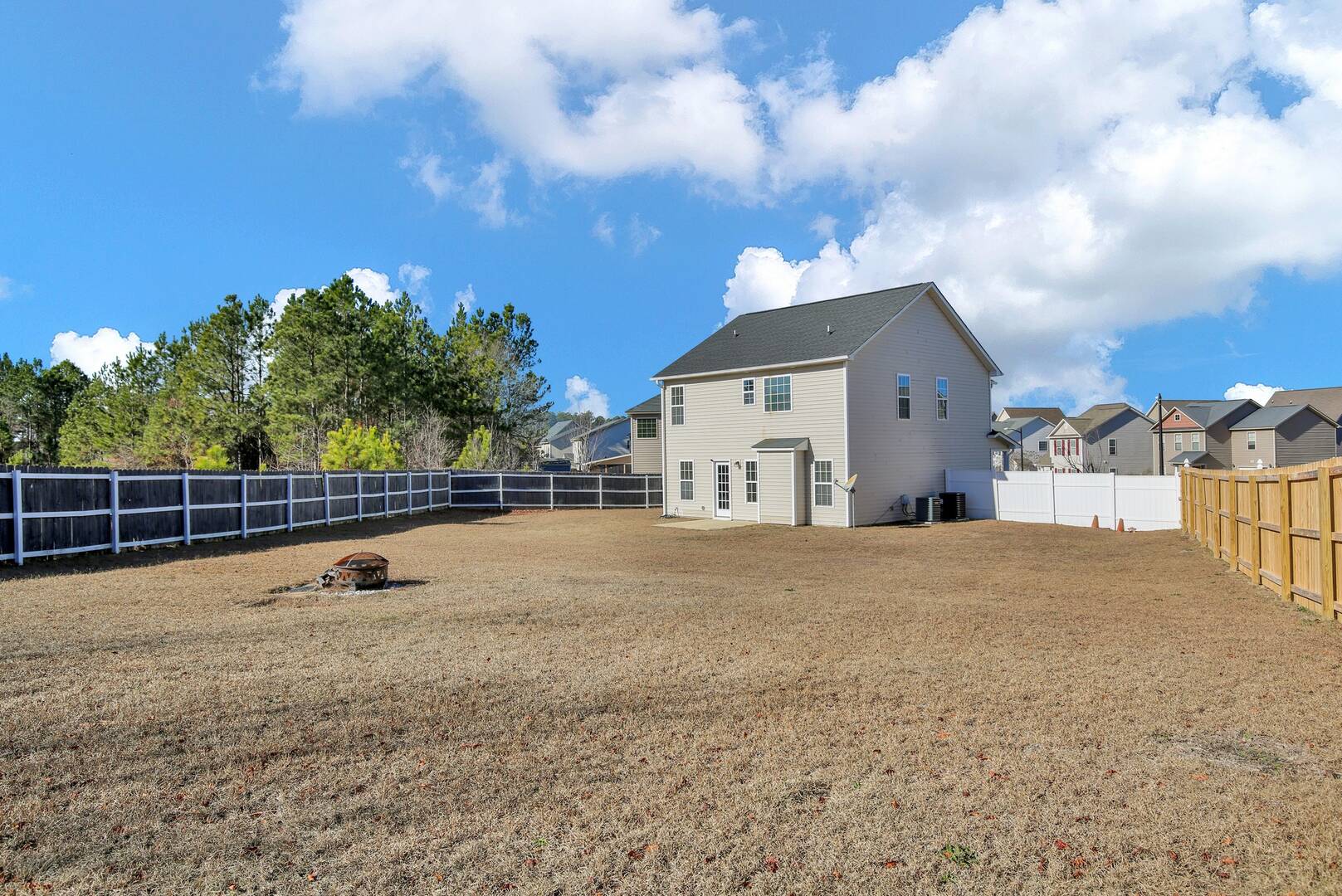 84 Loyalist Rd  Cameron, NC 28326