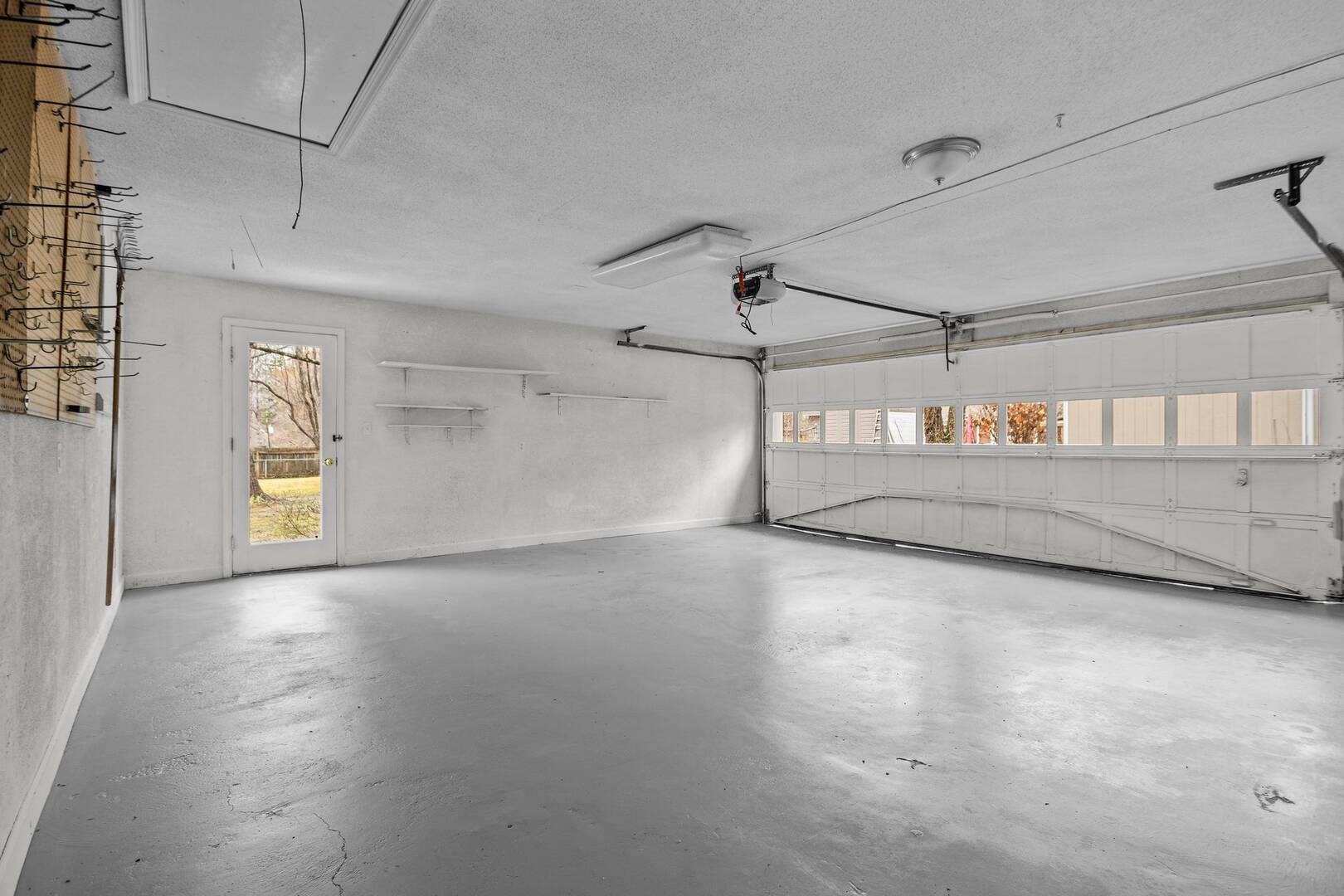 1809 Cliffside Drive Pfafftown, NC 27040