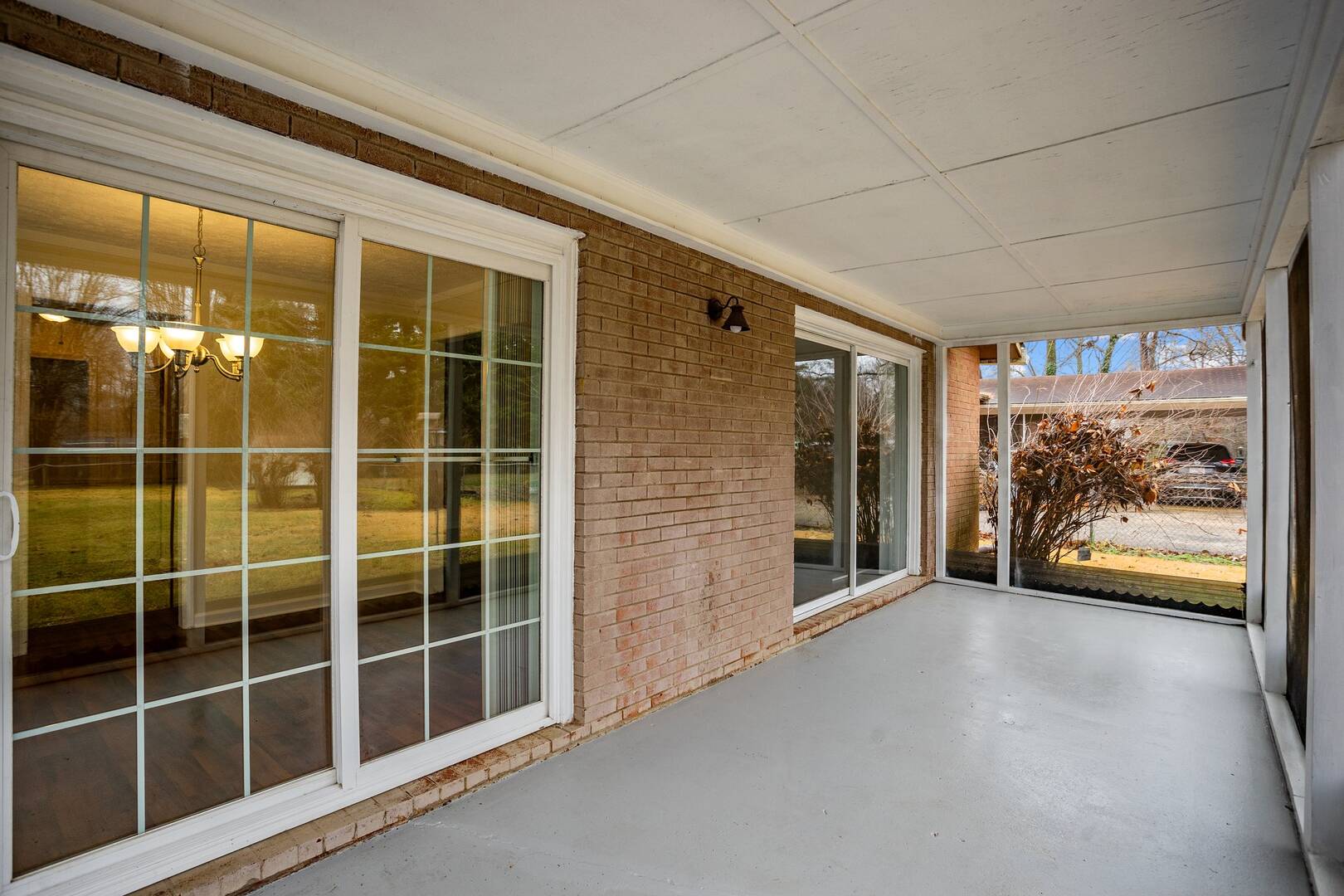 1809 Cliffside Drive Pfafftown, NC 27040