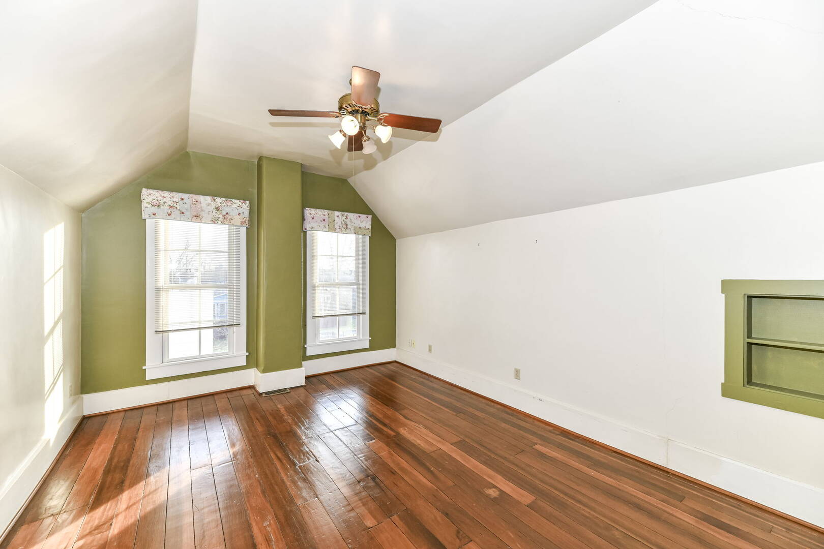 7602 Oaklandon Rd. Indianapolis, IN 46236