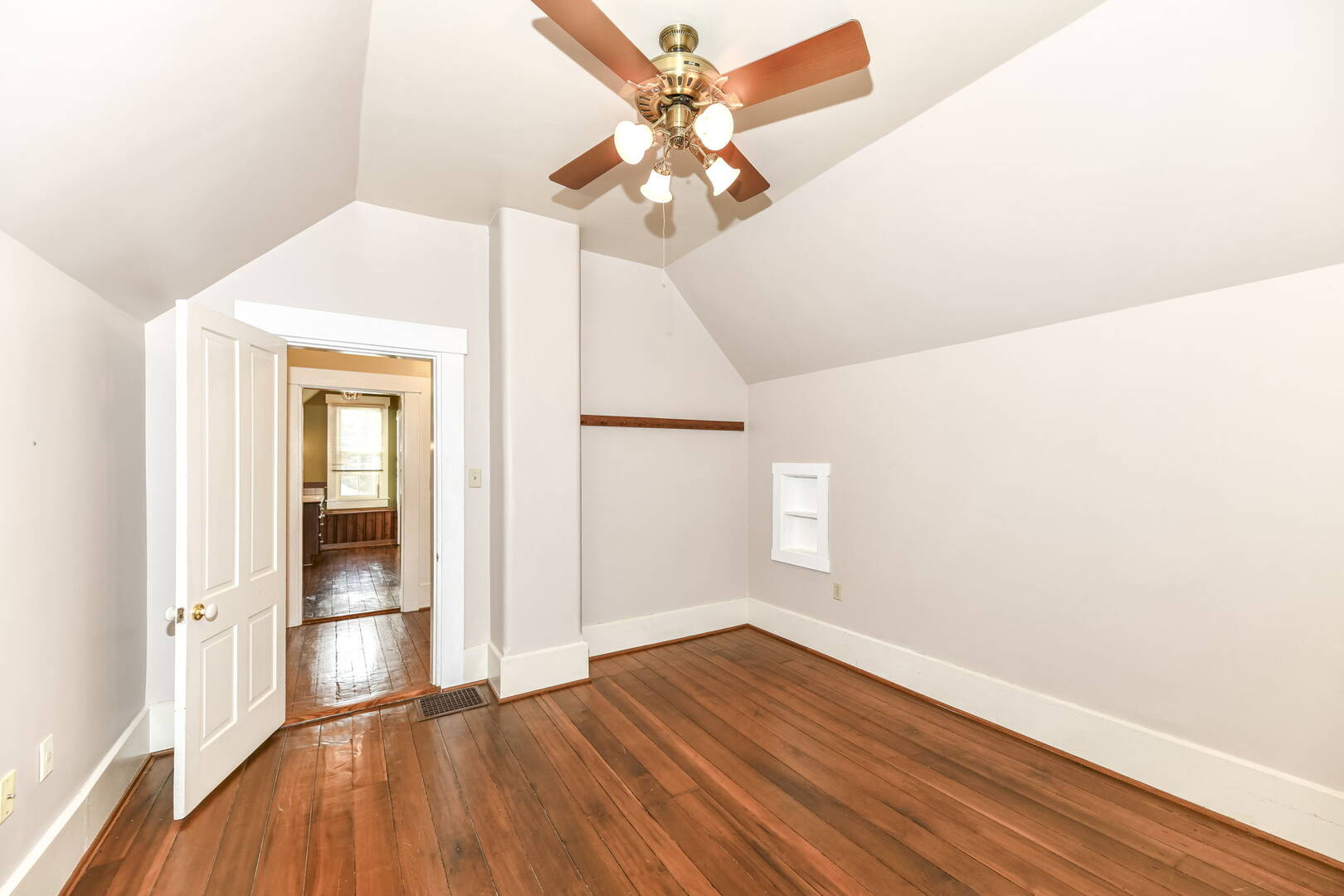 7602 Oaklandon Rd. Indianapolis, IN 46236