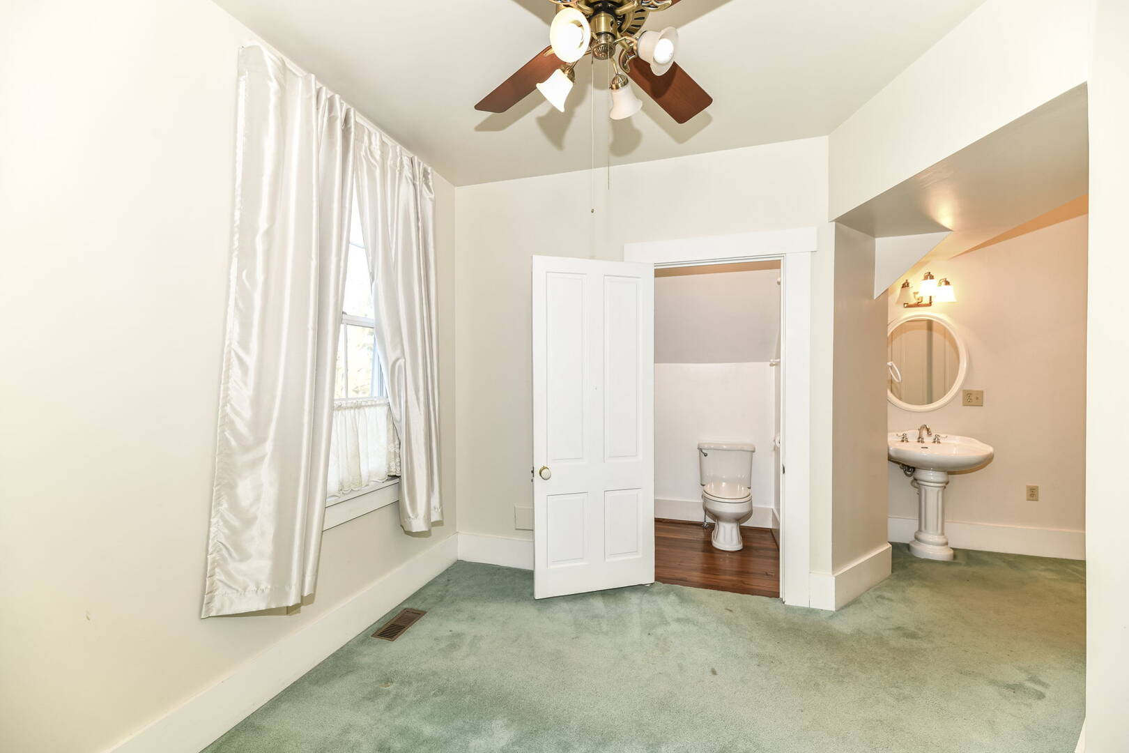 7602 Oaklandon Rd. Indianapolis, IN 46236