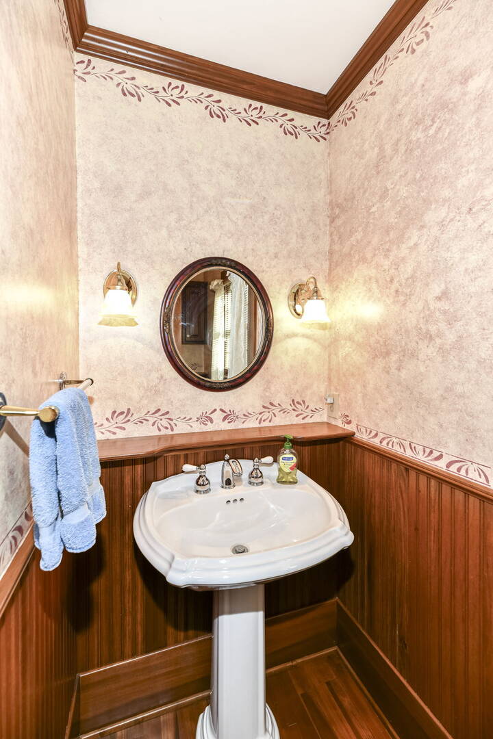 7602 Oaklandon Rd. Indianapolis, IN 46236