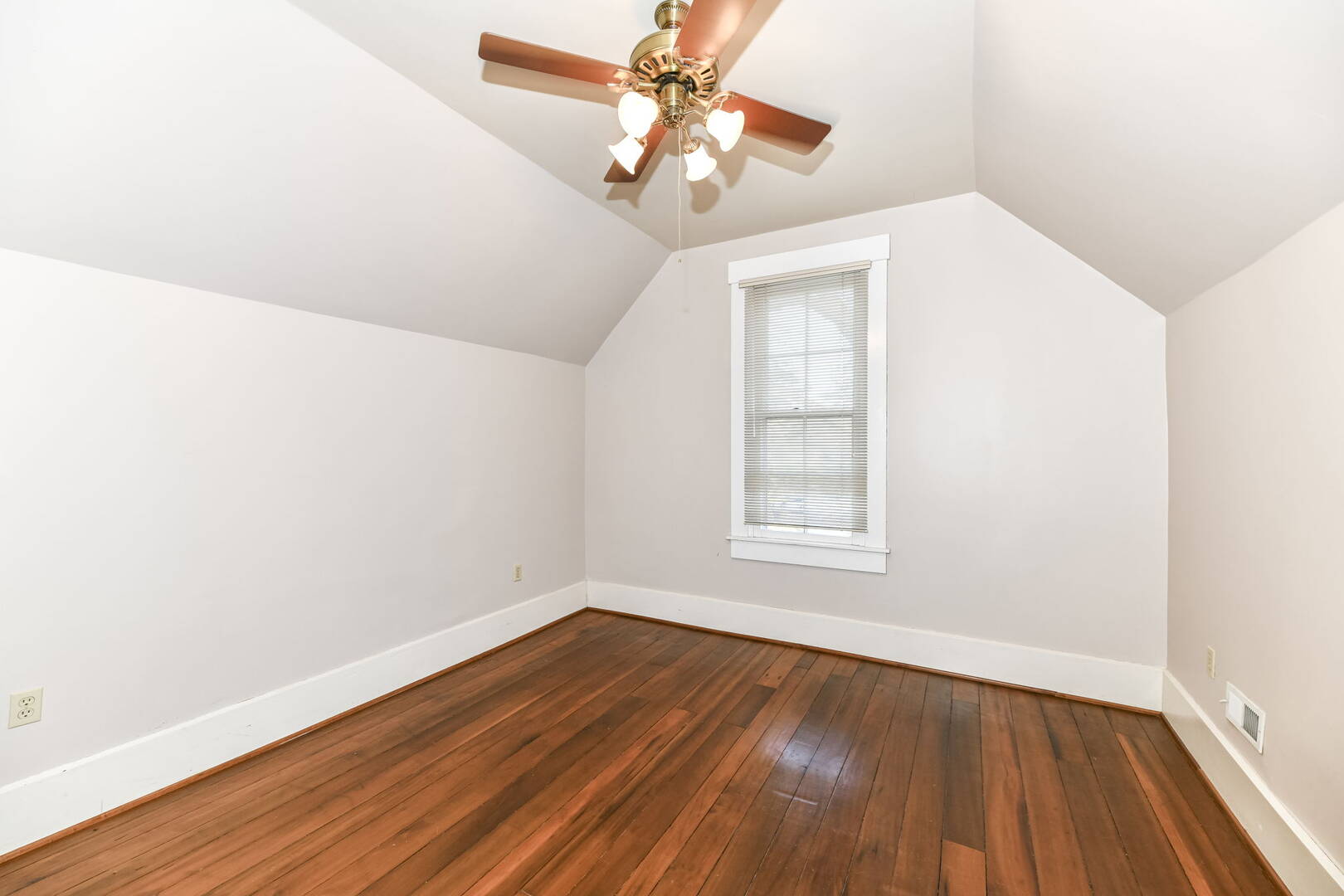 7602 Oaklandon Rd. Indianapolis, IN 46236