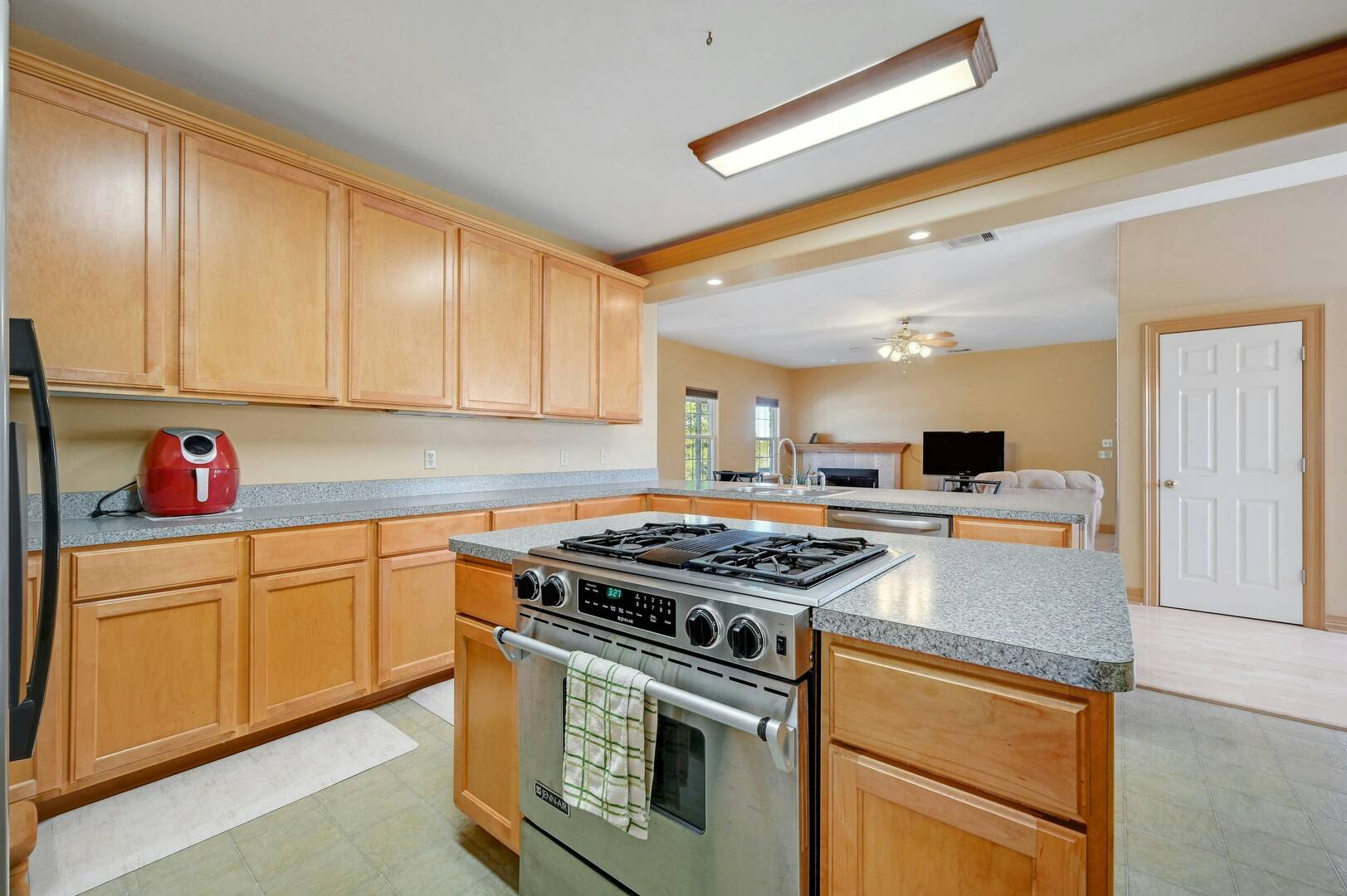 1061 Cascade Trl San Marcos, Texas 78666