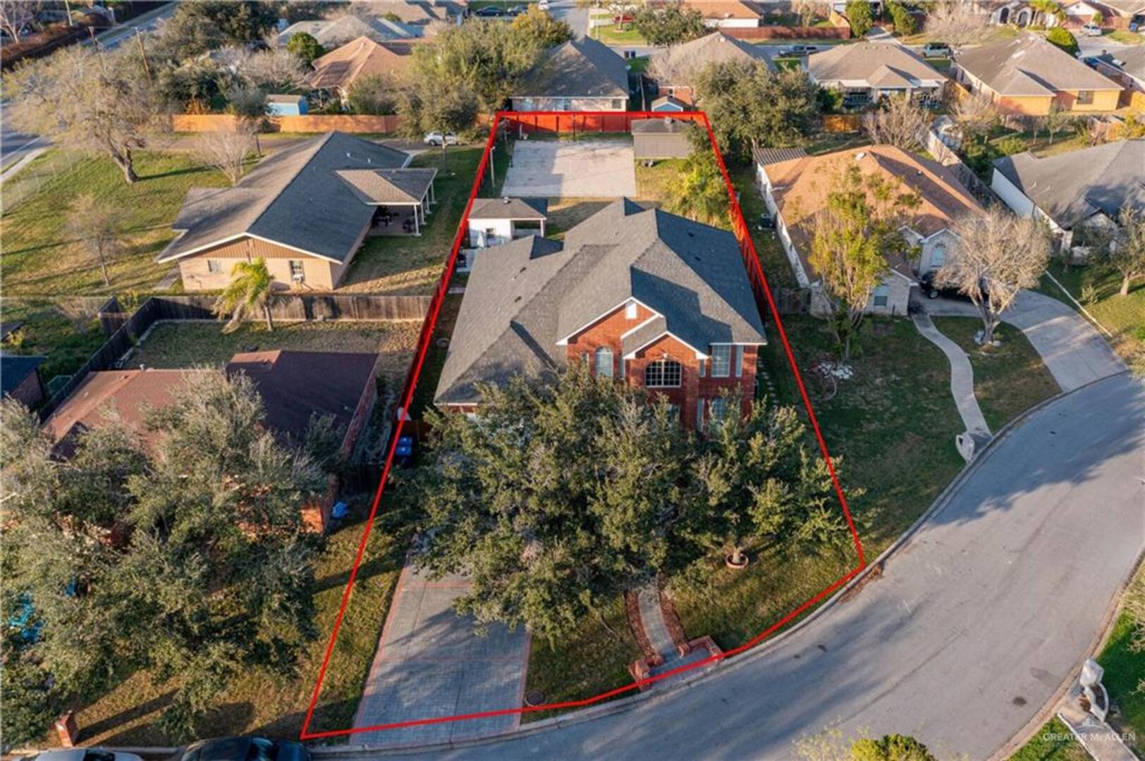 2808 Thunderbird Ave McAllen, TX 78504