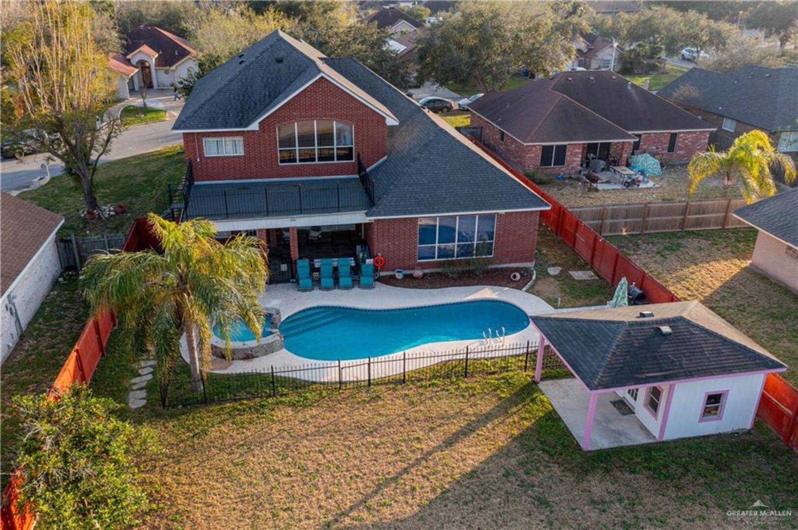 2808 Thunderbird Ave McAllen, TX 78504