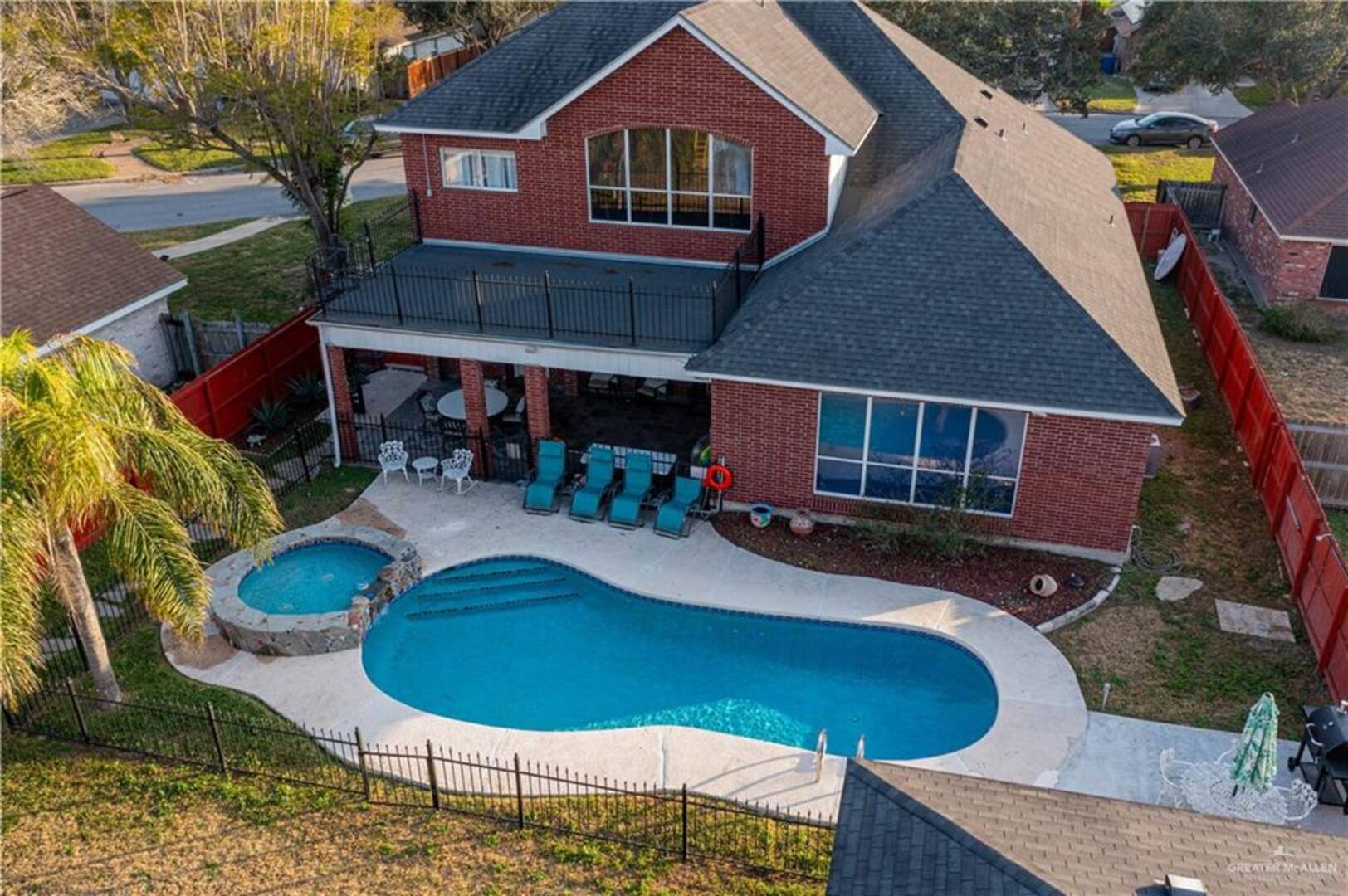 2808 Thunderbird Ave McAllen, TX 78504