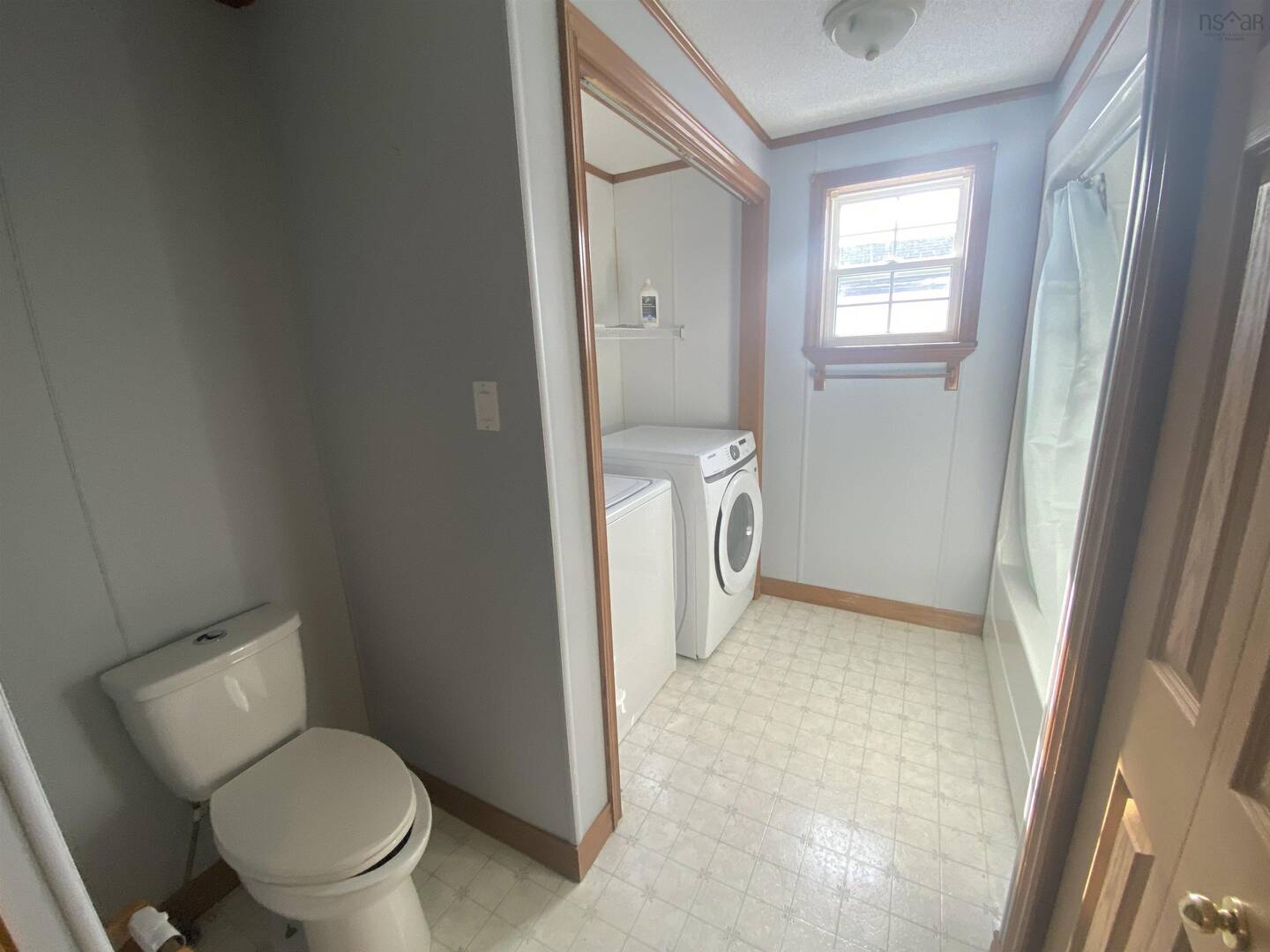 3 Rays Trailer Court Rd Shearwater, NS B0J3A0