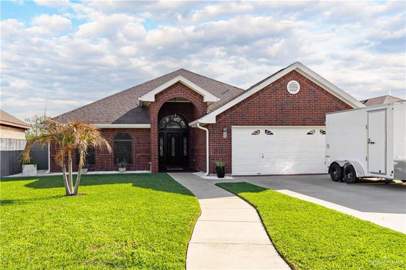 2909 W Iris Ave McAllen, TX 78501